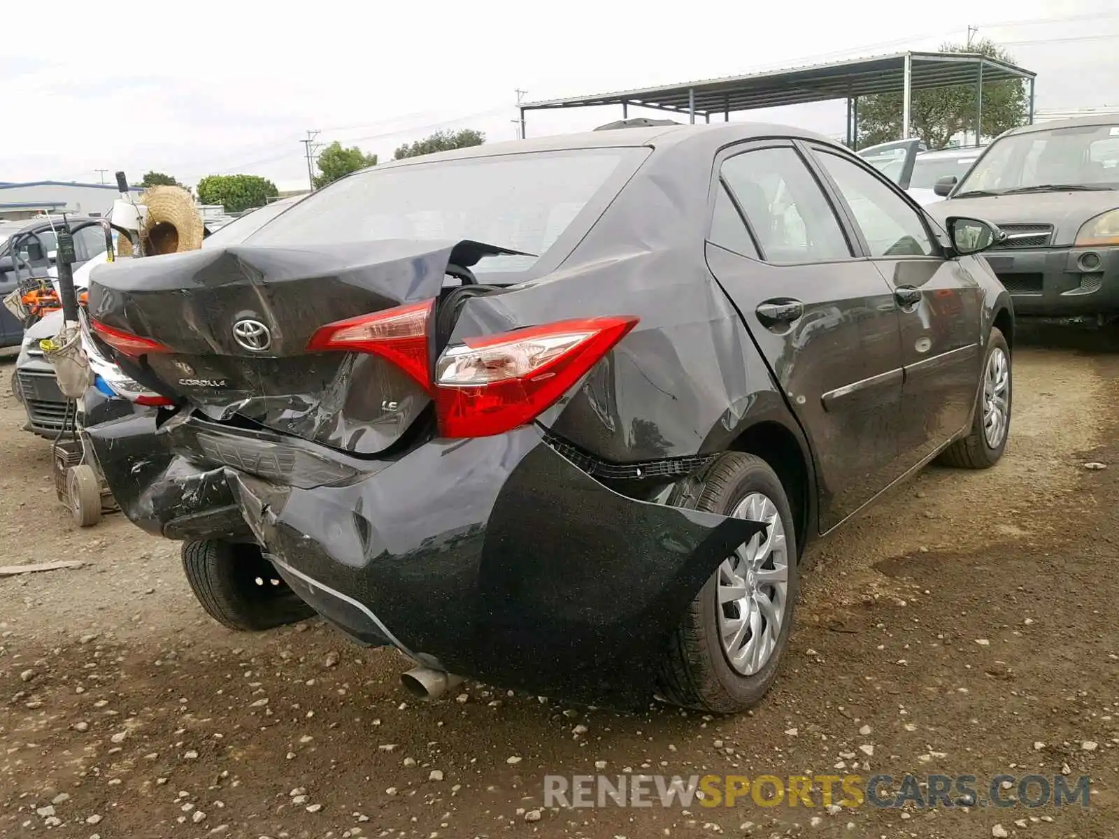 4 Photograph of a damaged car 2T1BURHE9KC206153 TOYOTA COROLLA 2019