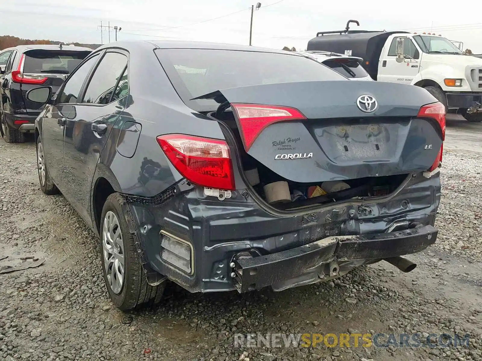 3 Photograph of a damaged car 2T1BURHE9KC206234 TOYOTA COROLLA 2019