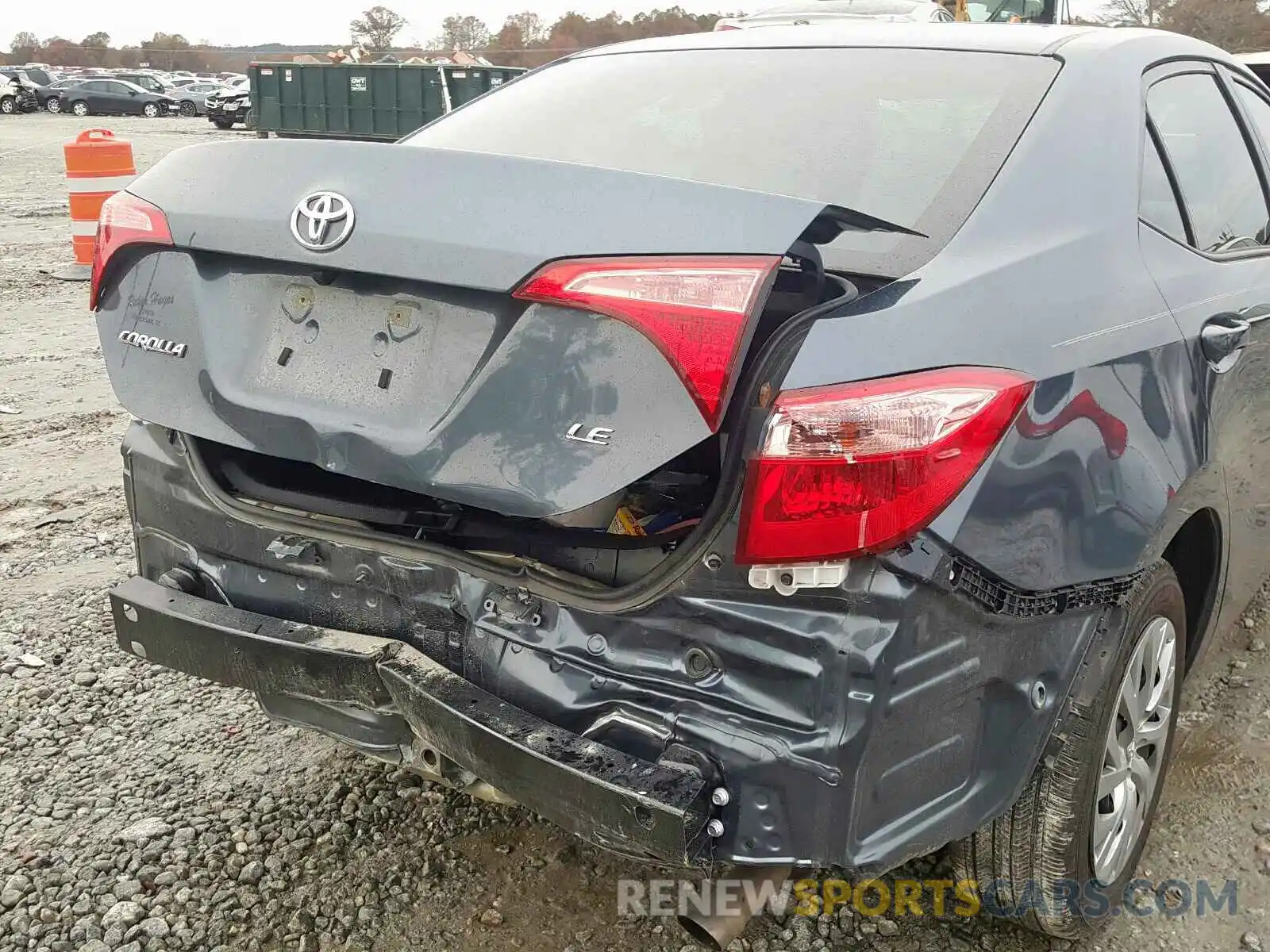 9 Photograph of a damaged car 2T1BURHE9KC206234 TOYOTA COROLLA 2019