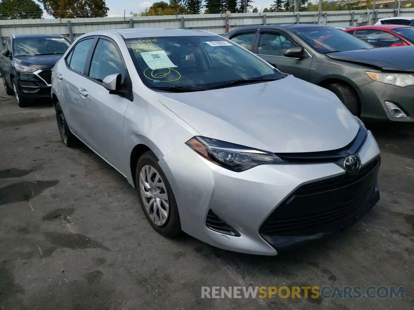 1 Photograph of a damaged car 2T1BURHE9KC206539 TOYOTA COROLLA 2019