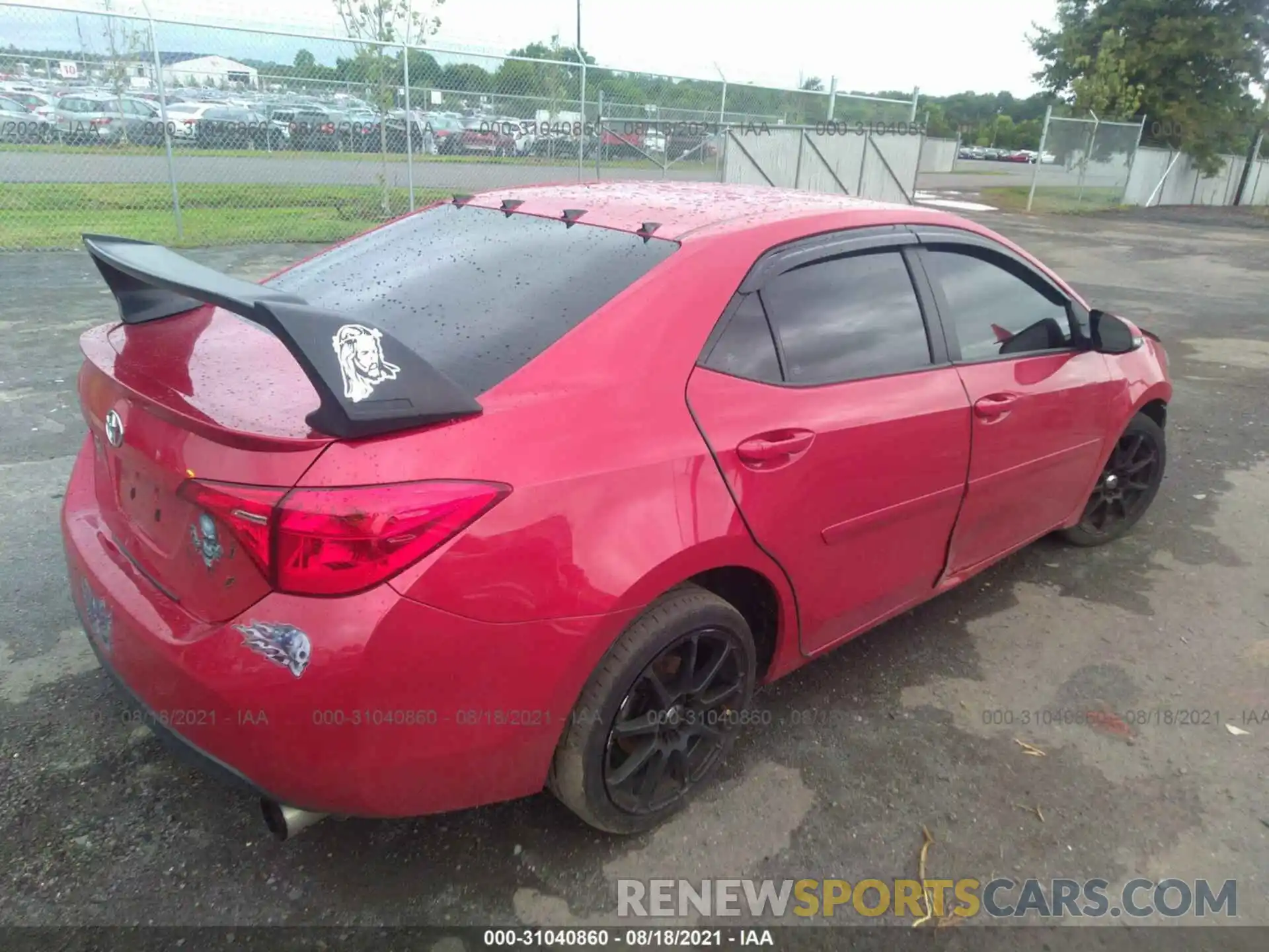 4 Photograph of a damaged car 2T1BURHE9KC209604 TOYOTA COROLLA 2019