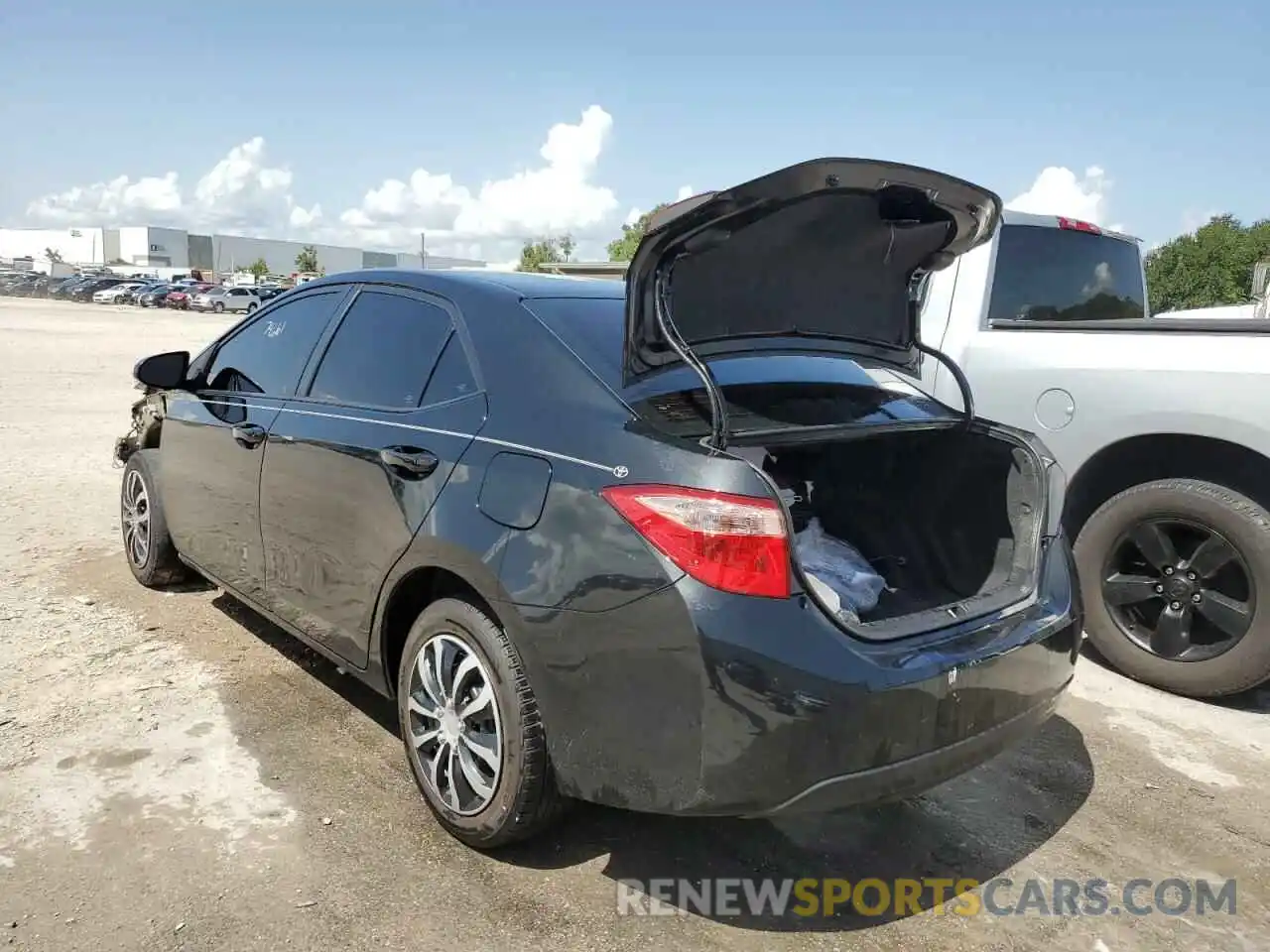 3 Photograph of a damaged car 2T1BURHE9KC209845 TOYOTA COROLLA 2019