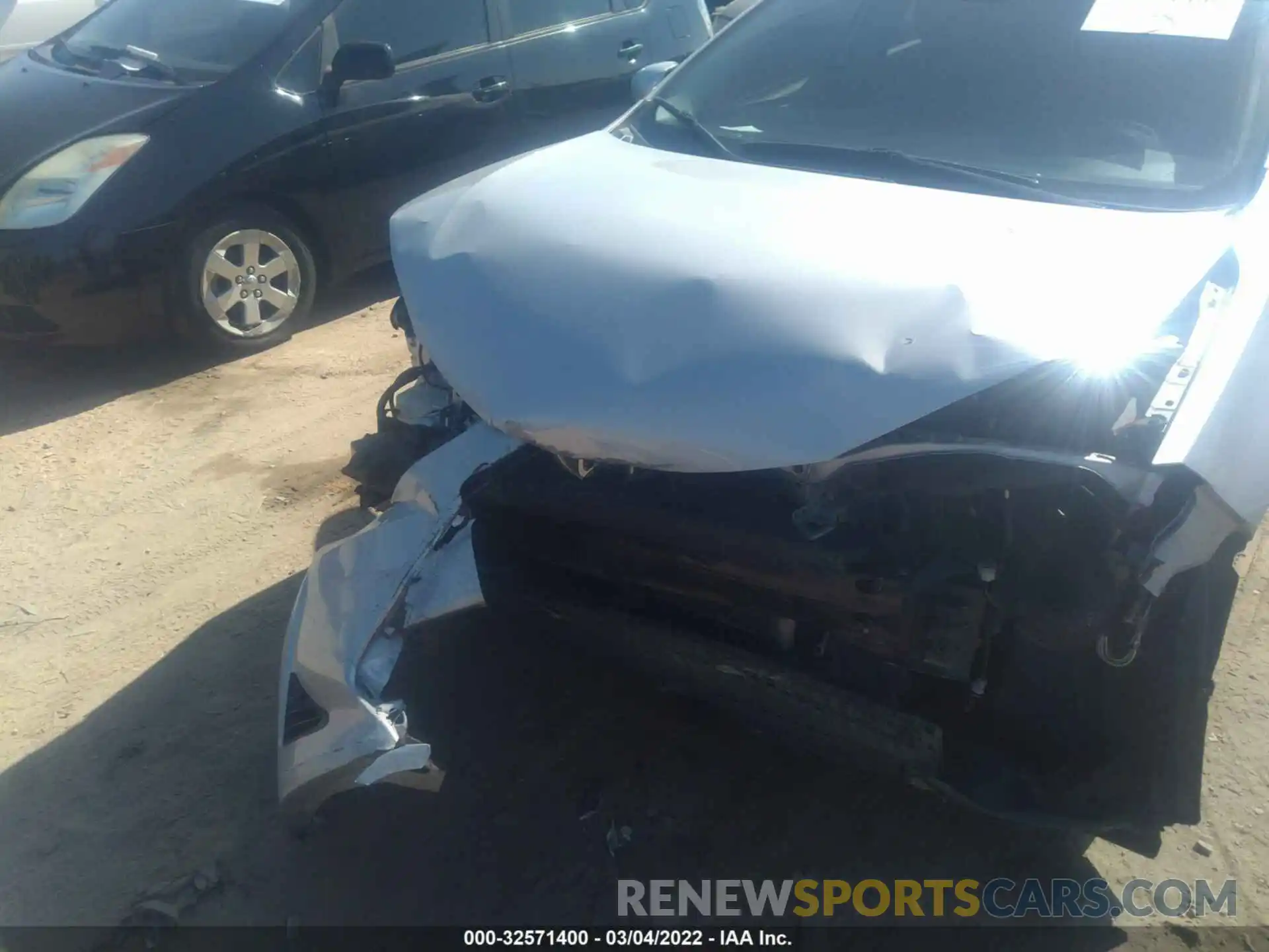 12 Photograph of a damaged car 2T1BURHE9KC210753 TOYOTA COROLLA 2019