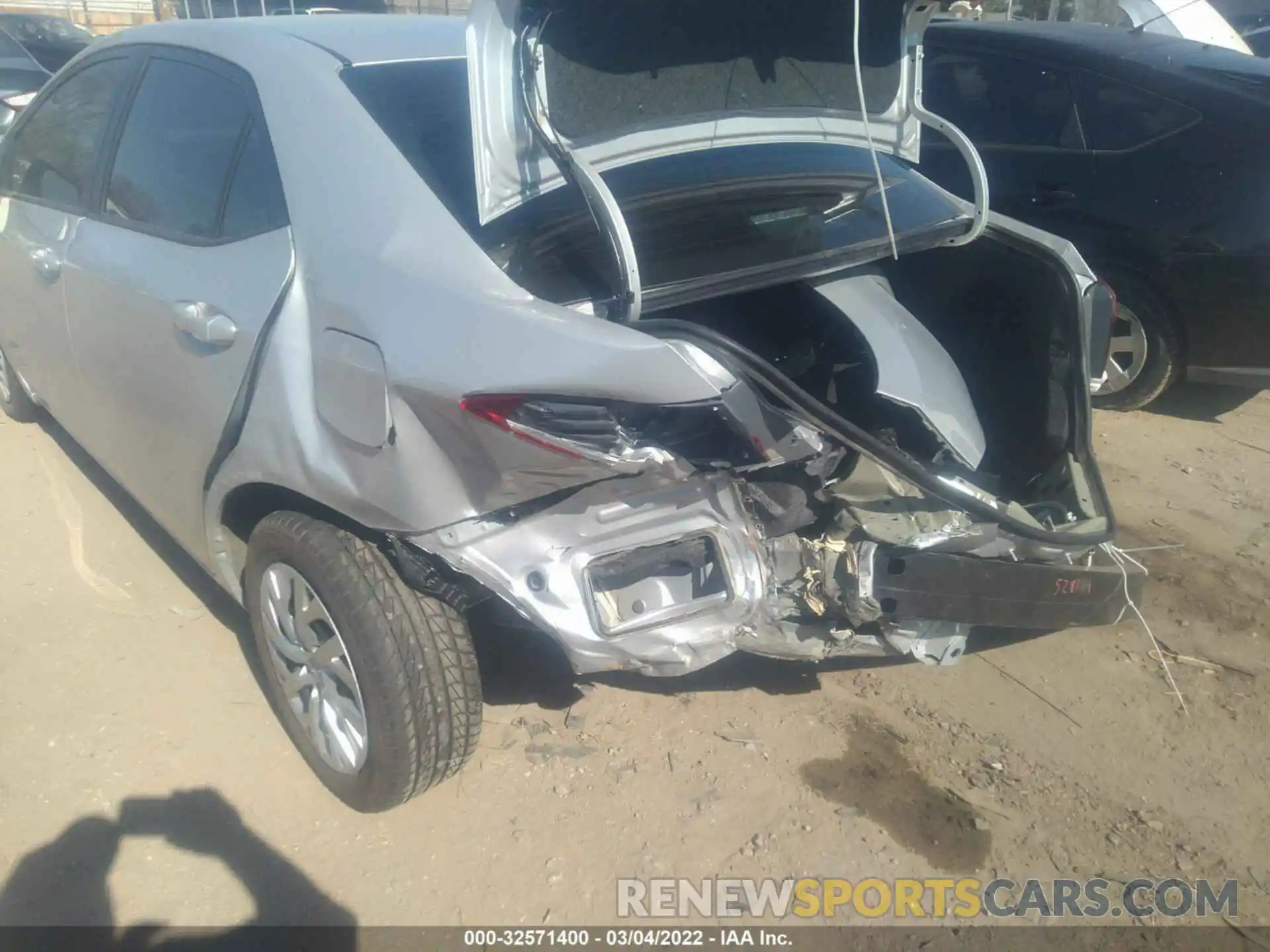 6 Photograph of a damaged car 2T1BURHE9KC210753 TOYOTA COROLLA 2019