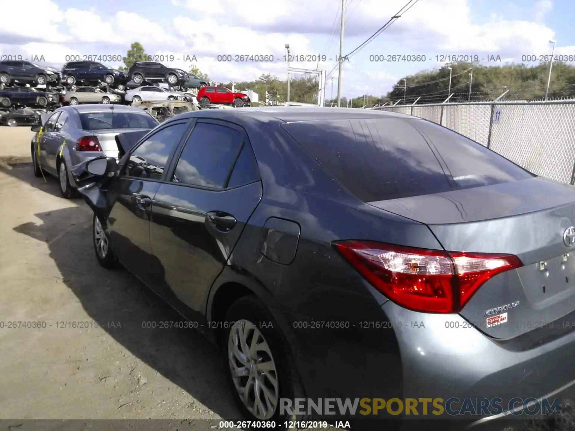 3 Photograph of a damaged car 2T1BURHE9KC211319 TOYOTA COROLLA 2019