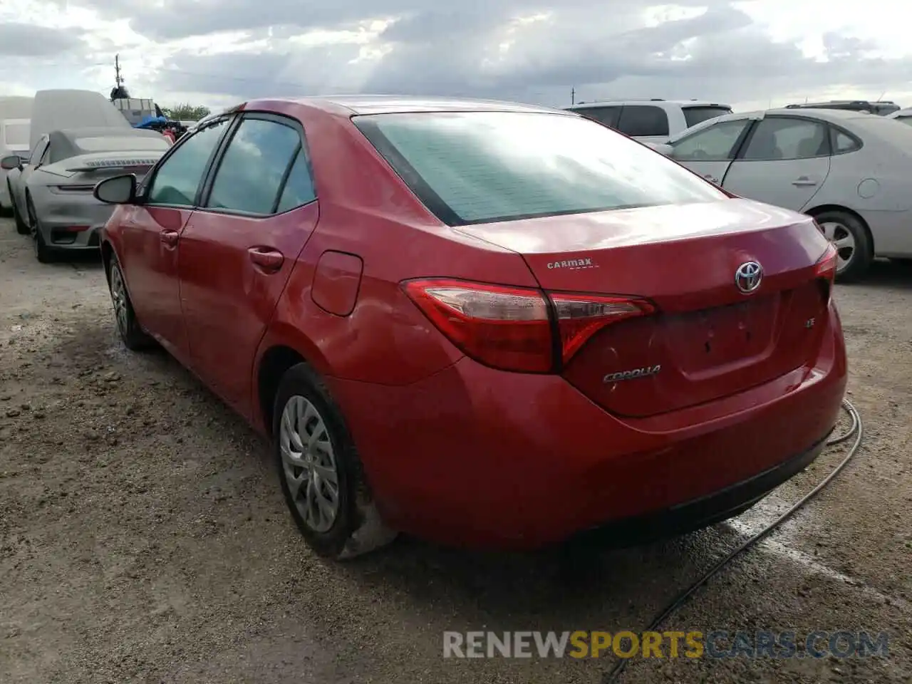 3 Photograph of a damaged car 2T1BURHE9KC212437 TOYOTA COROLLA 2019