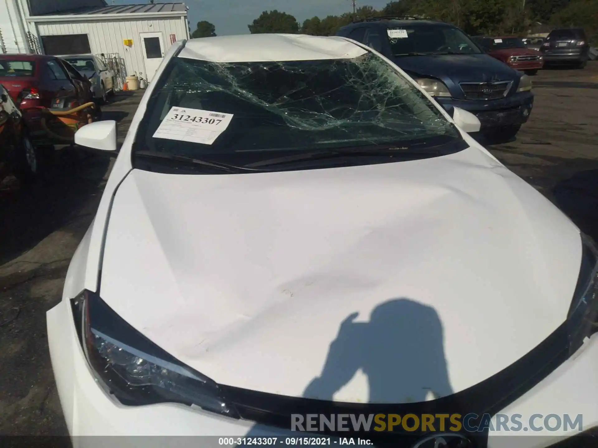 6 Photograph of a damaged car 2T1BURHE9KC212440 TOYOTA COROLLA 2019