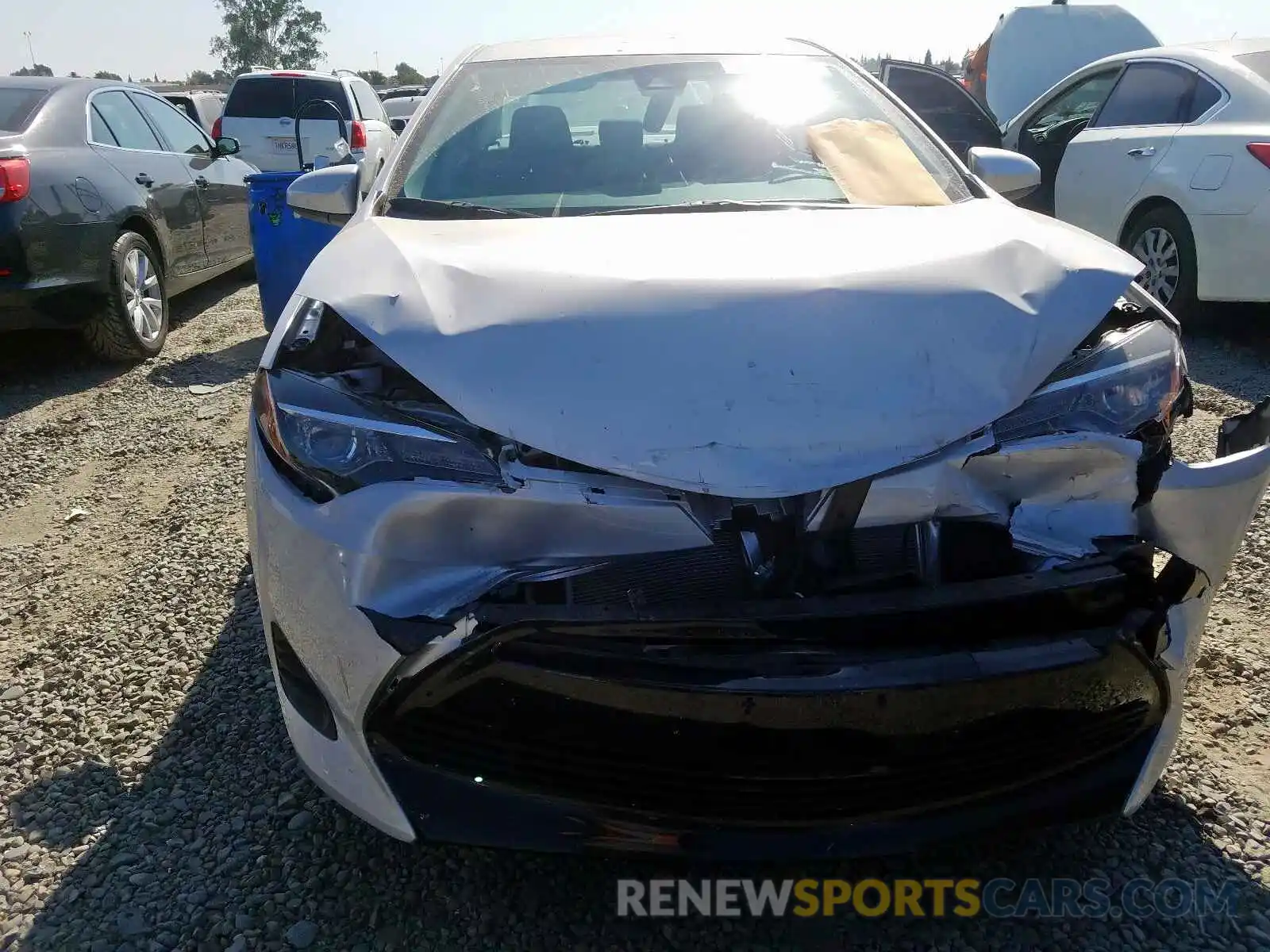 9 Photograph of a damaged car 2T1BURHE9KC212549 TOYOTA COROLLA 2019