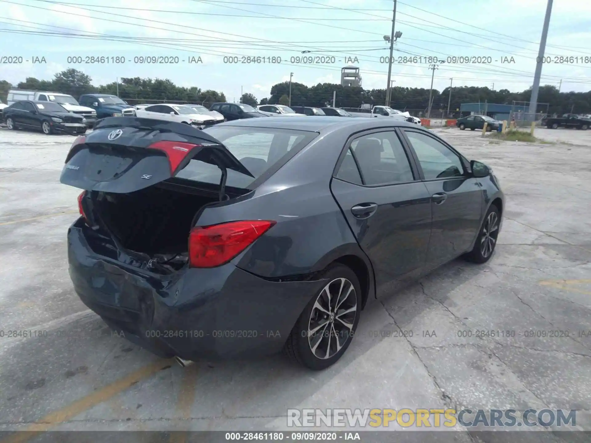 4 Photograph of a damaged car 2T1BURHE9KC212552 TOYOTA COROLLA 2019