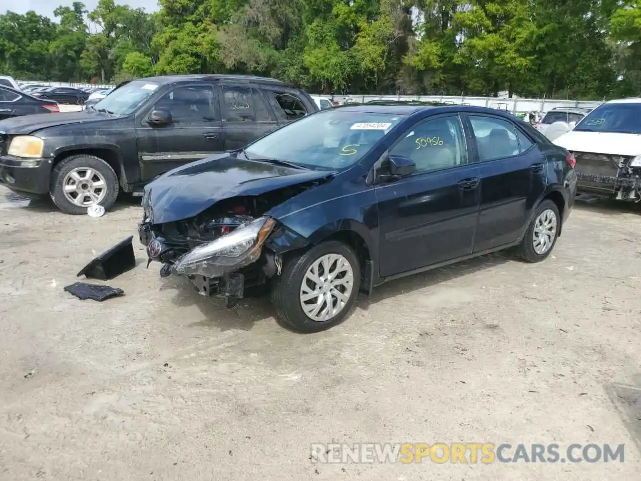 1 Photograph of a damaged car 2T1BURHE9KC212857 TOYOTA COROLLA 2019