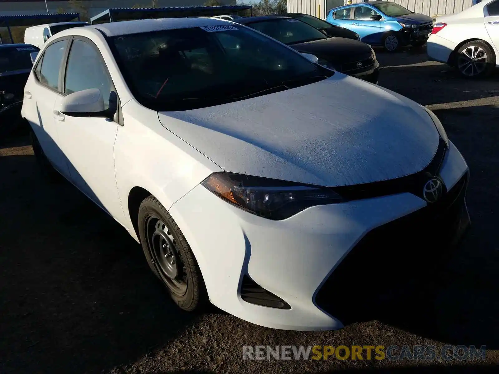 1 Photograph of a damaged car 2T1BURHE9KC213829 TOYOTA COROLLA 2019