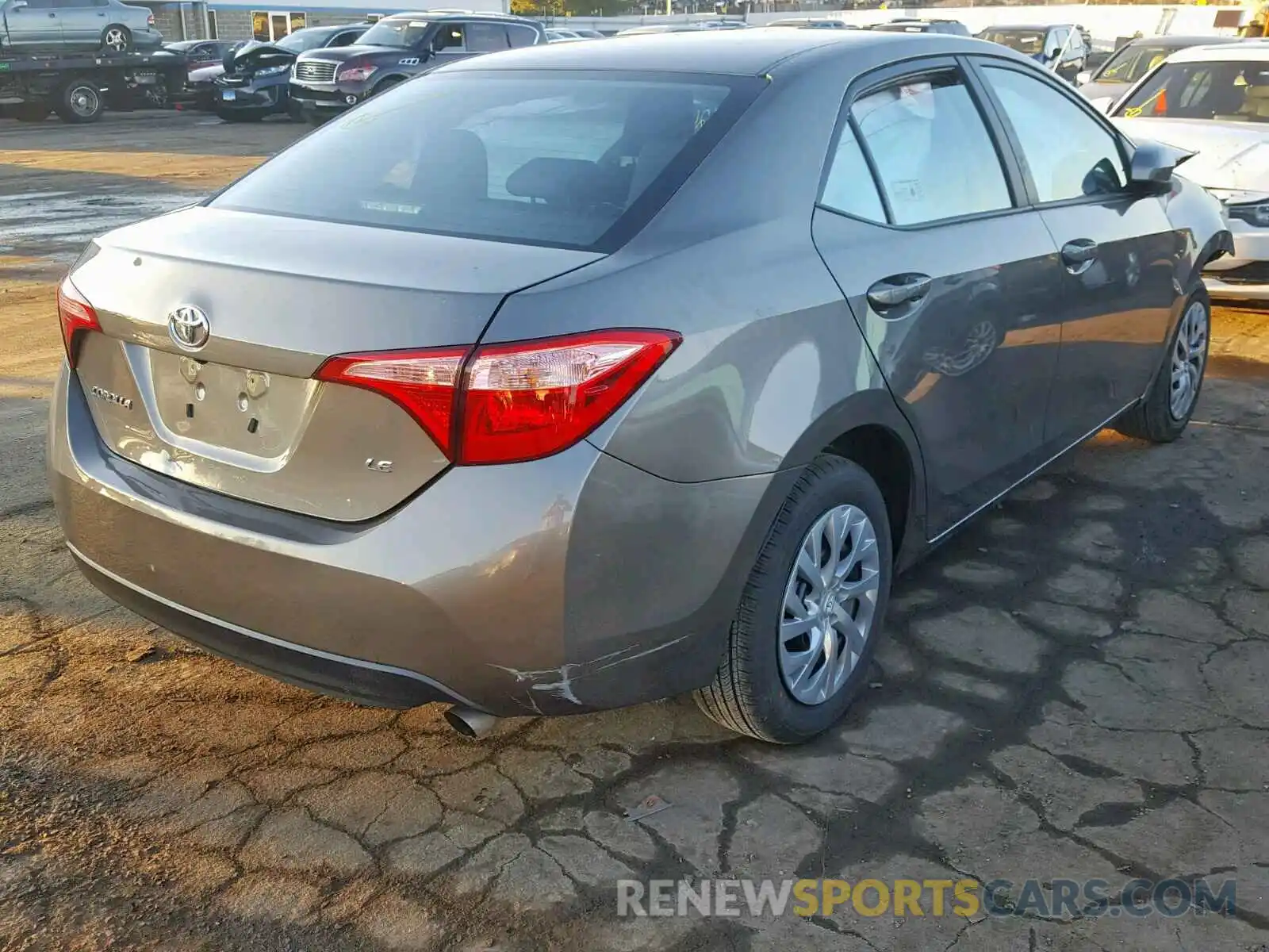 4 Photograph of a damaged car 2T1BURHE9KC213927 TOYOTA COROLLA 2019