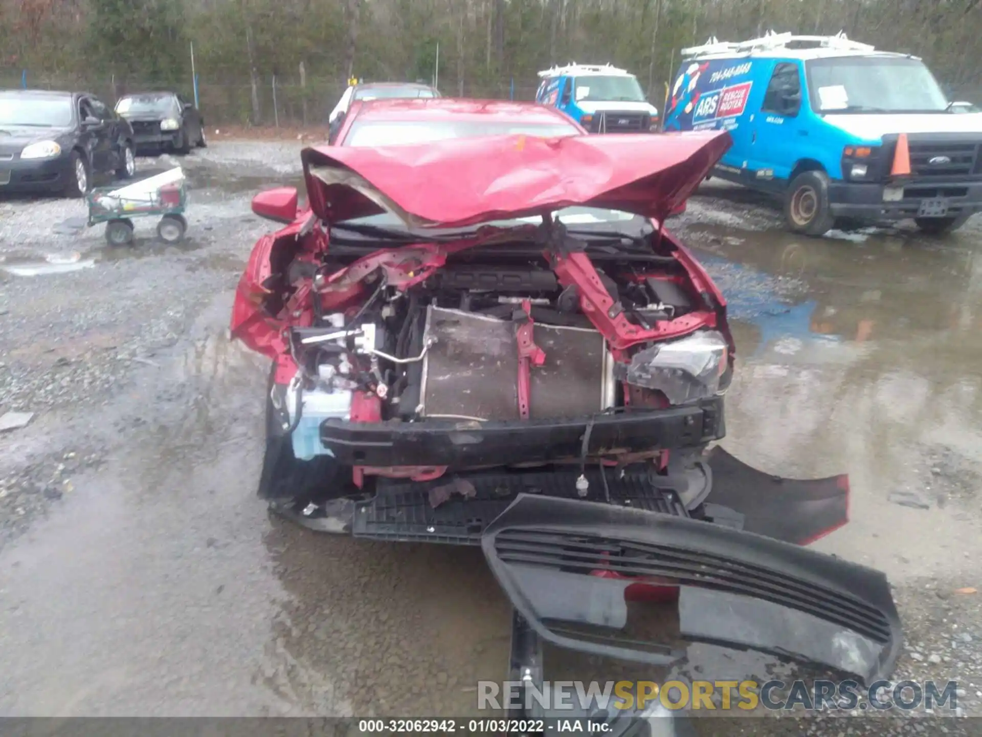 6 Photograph of a damaged car 2T1BURHE9KC214155 TOYOTA COROLLA 2019