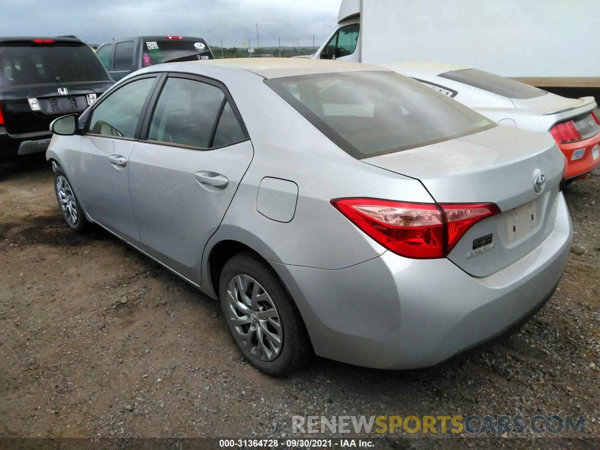 3 Photograph of a damaged car 2T1BURHE9KC215984 TOYOTA COROLLA 2019