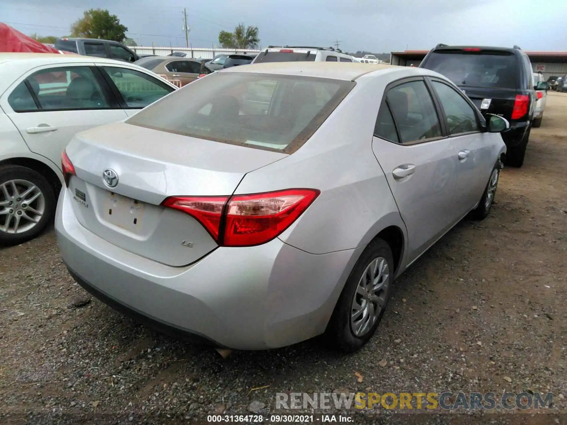 4 Photograph of a damaged car 2T1BURHE9KC215984 TOYOTA COROLLA 2019