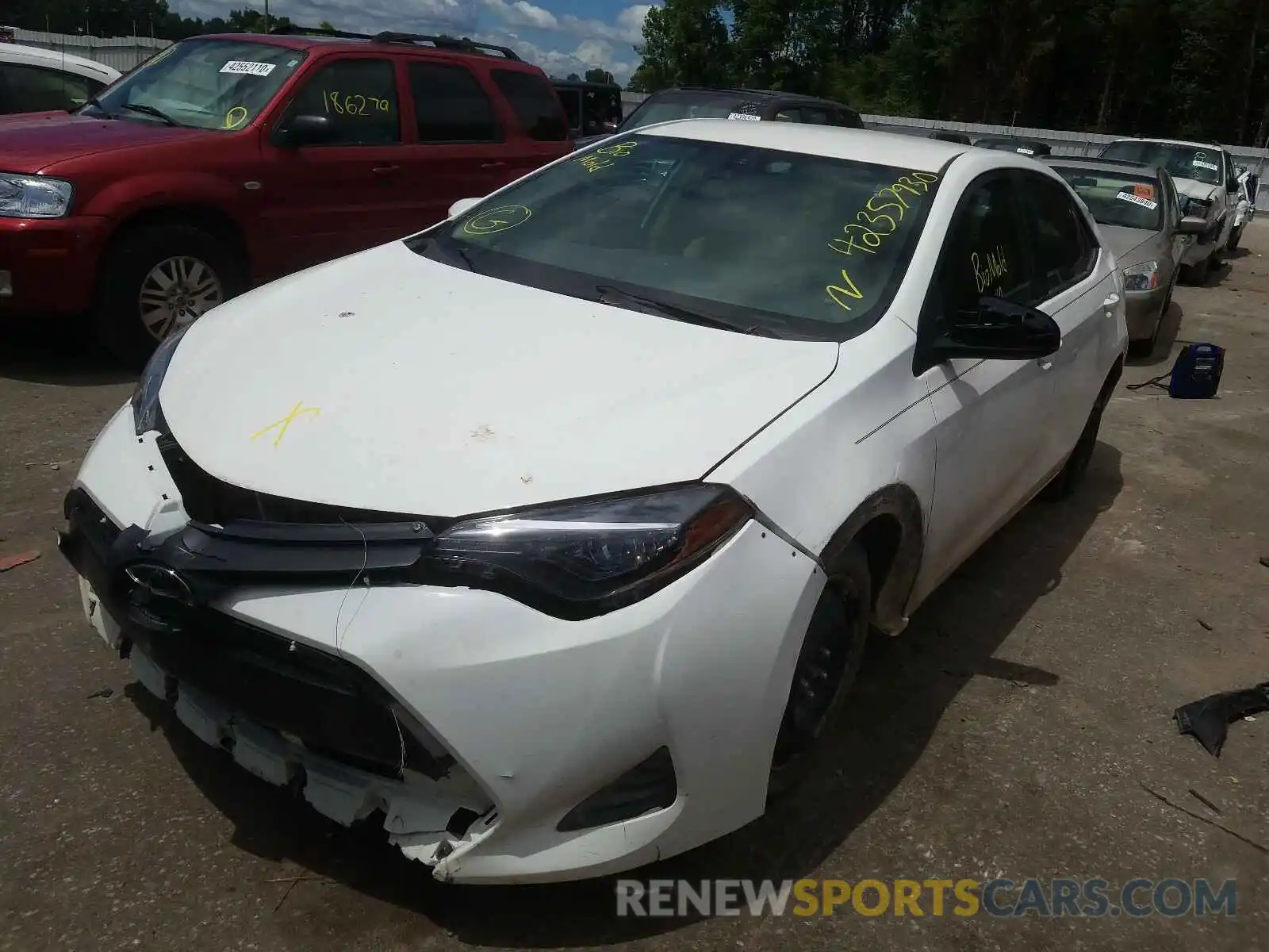 2 Photograph of a damaged car 2T1BURHE9KC216889 TOYOTA COROLLA 2019