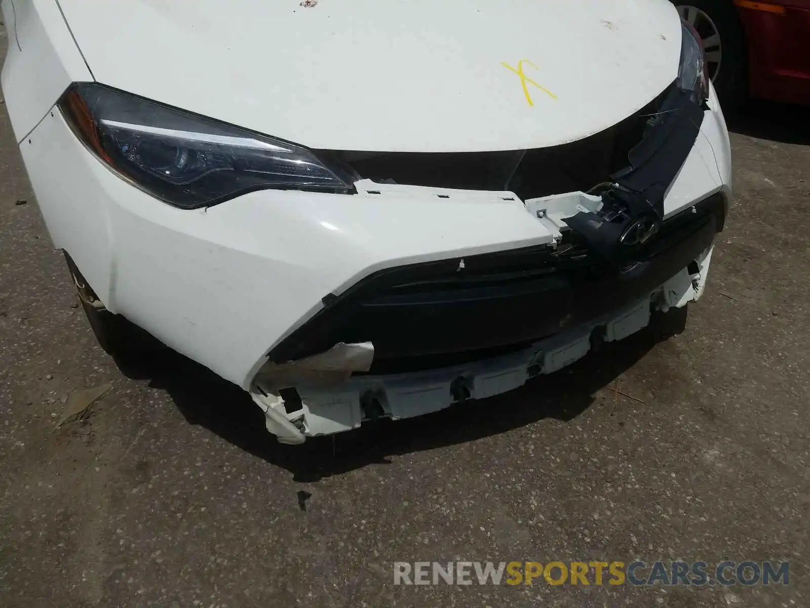 9 Photograph of a damaged car 2T1BURHE9KC216889 TOYOTA COROLLA 2019