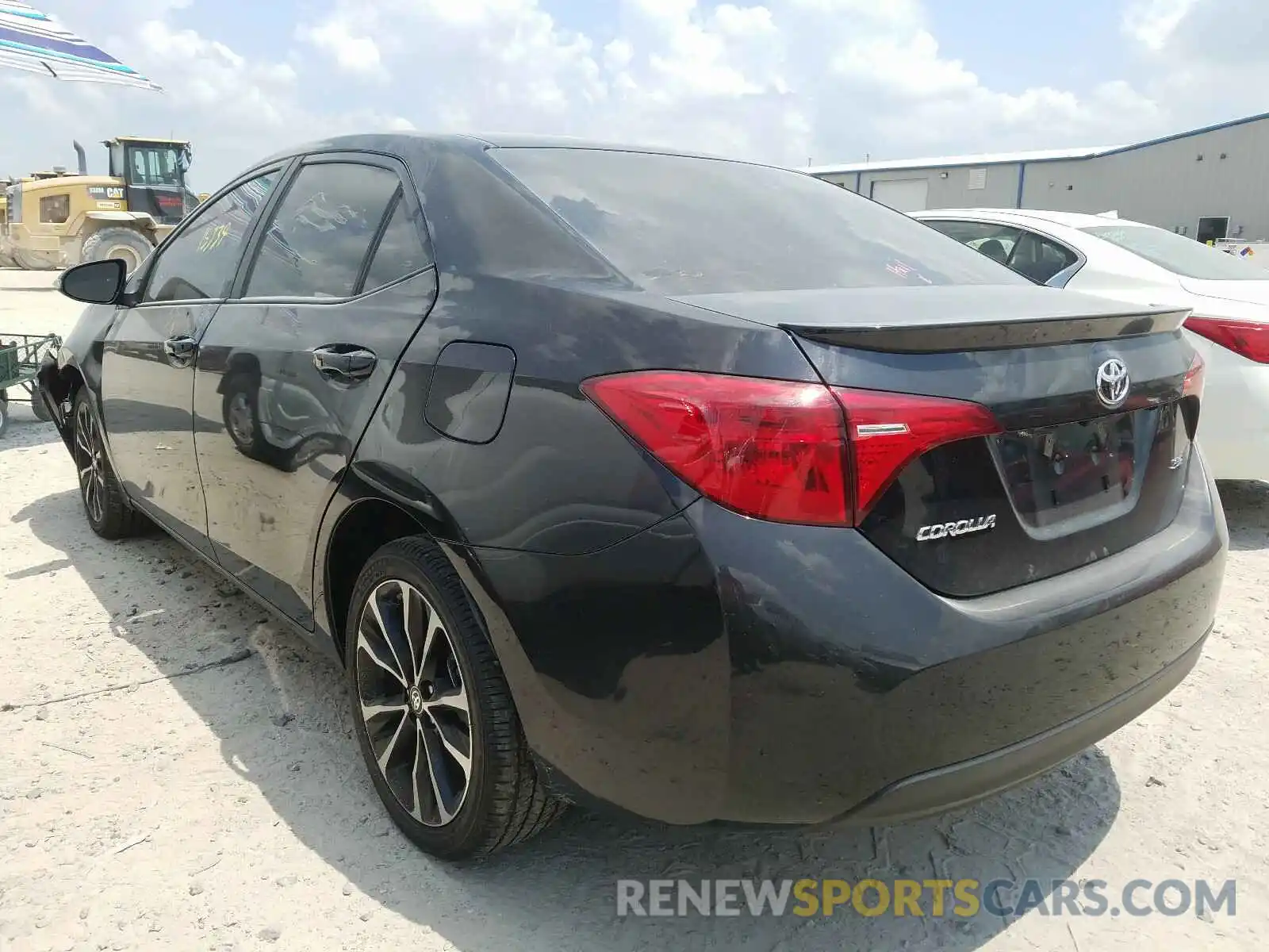 3 Photograph of a damaged car 2T1BURHE9KC217427 TOYOTA COROLLA 2019