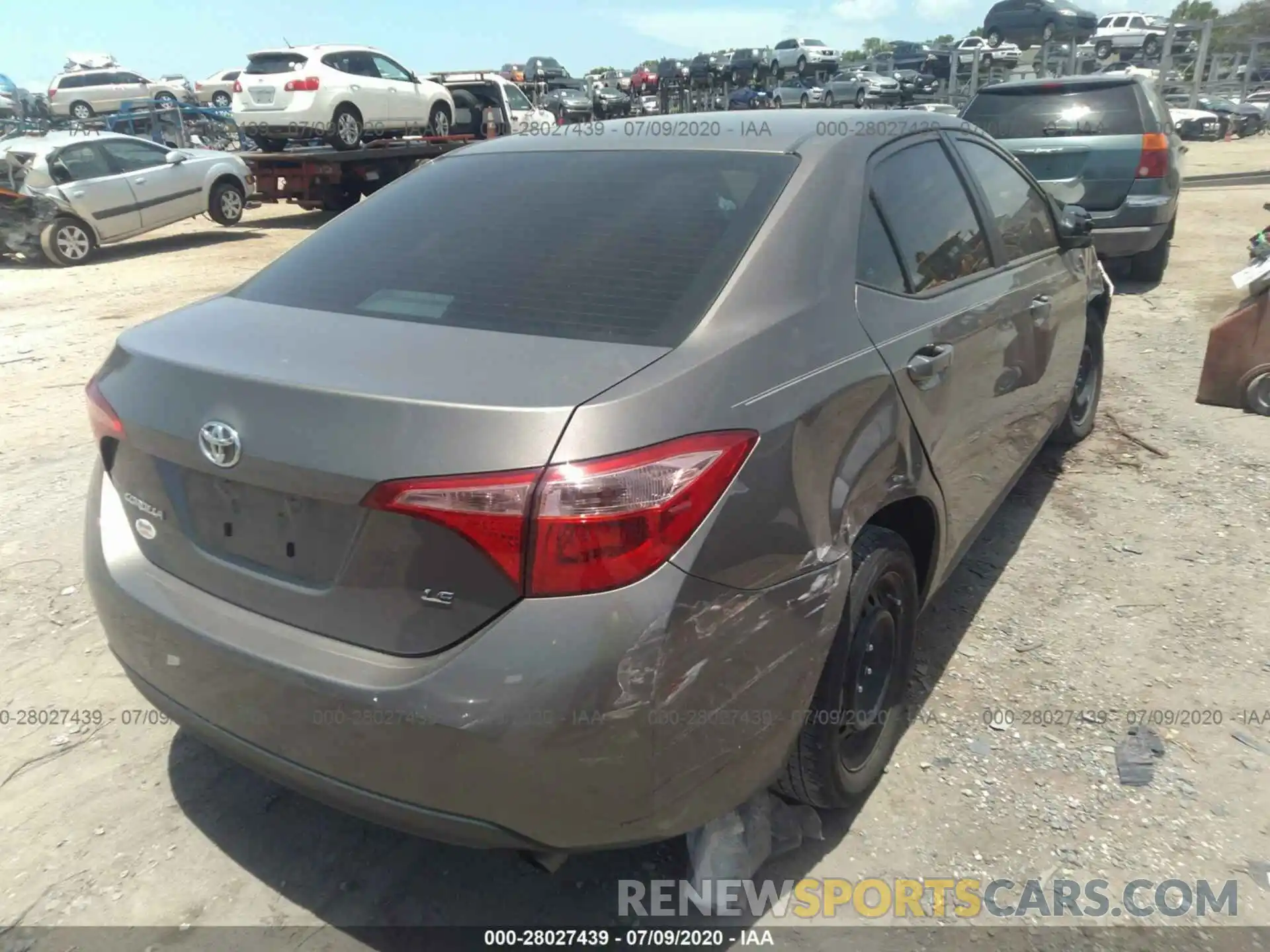 4 Photograph of a damaged car 2T1BURHE9KC217847 TOYOTA COROLLA 2019