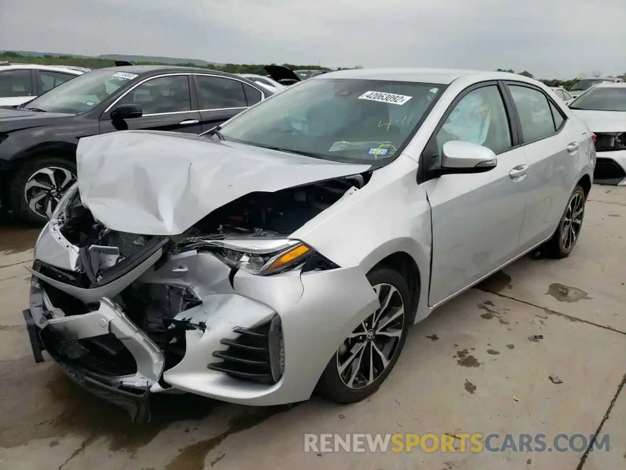 2 Photograph of a damaged car 2T1BURHE9KC217959 TOYOTA COROLLA 2019