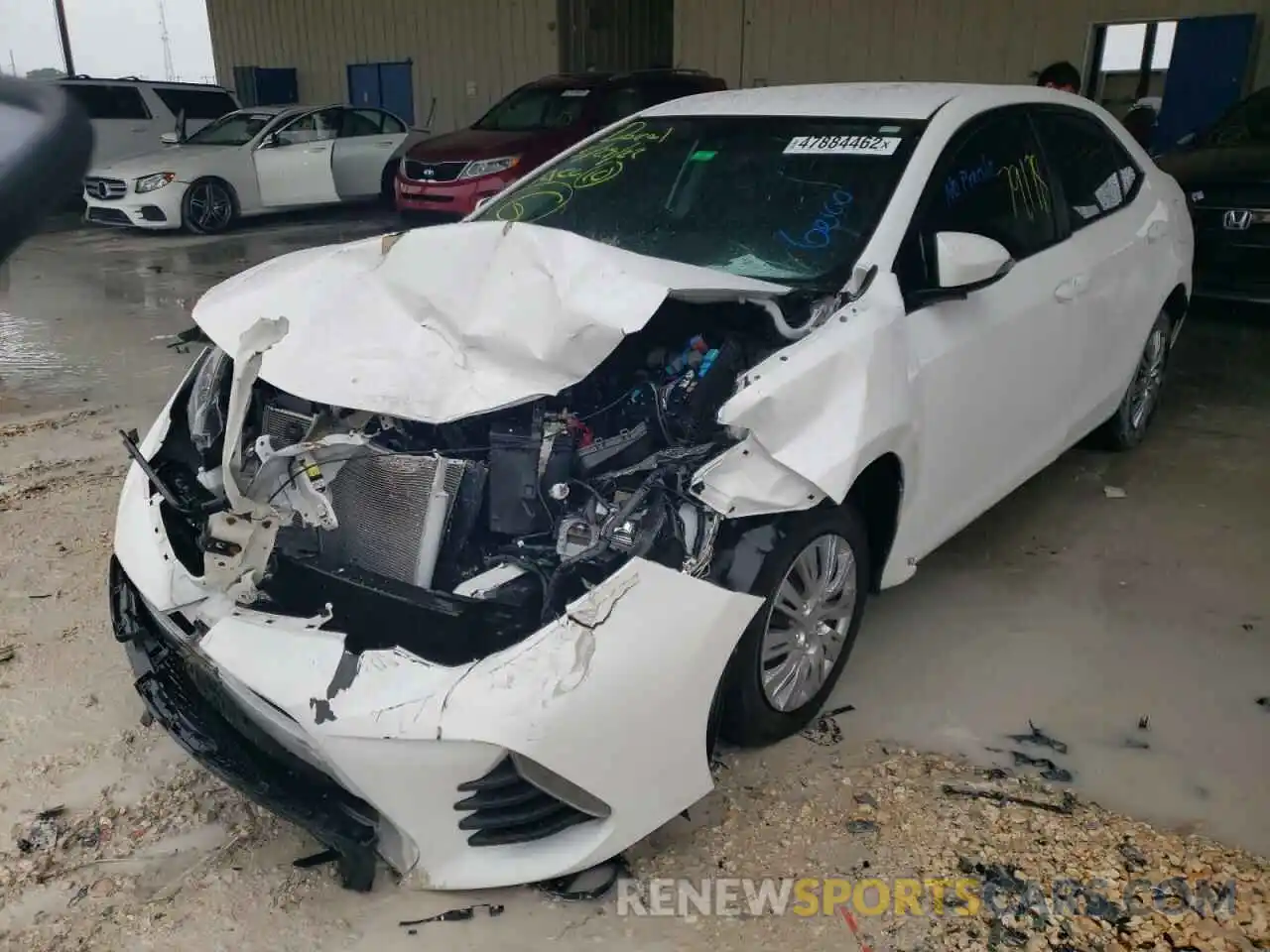 2 Photograph of a damaged car 2T1BURHE9KC218447 TOYOTA COROLLA 2019