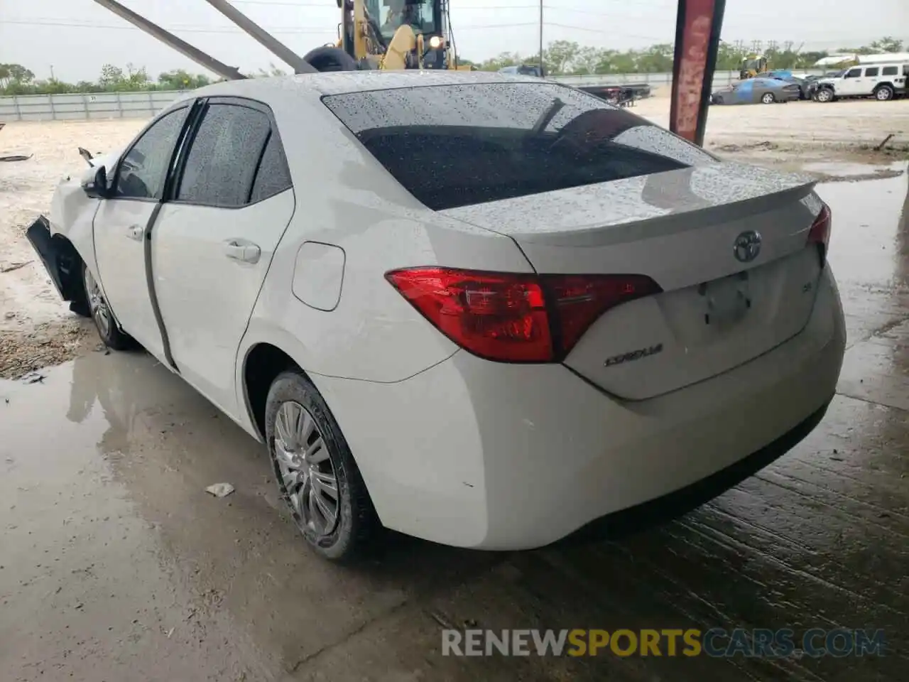 3 Photograph of a damaged car 2T1BURHE9KC218447 TOYOTA COROLLA 2019