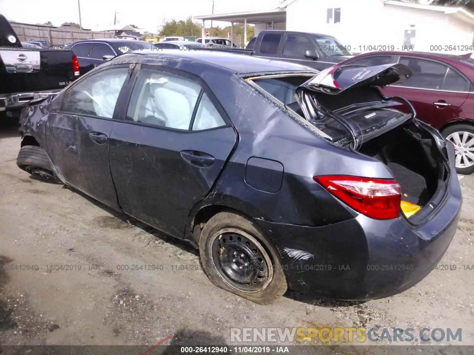 3 Photograph of a damaged car 2T1BURHE9KC218657 TOYOTA COROLLA 2019