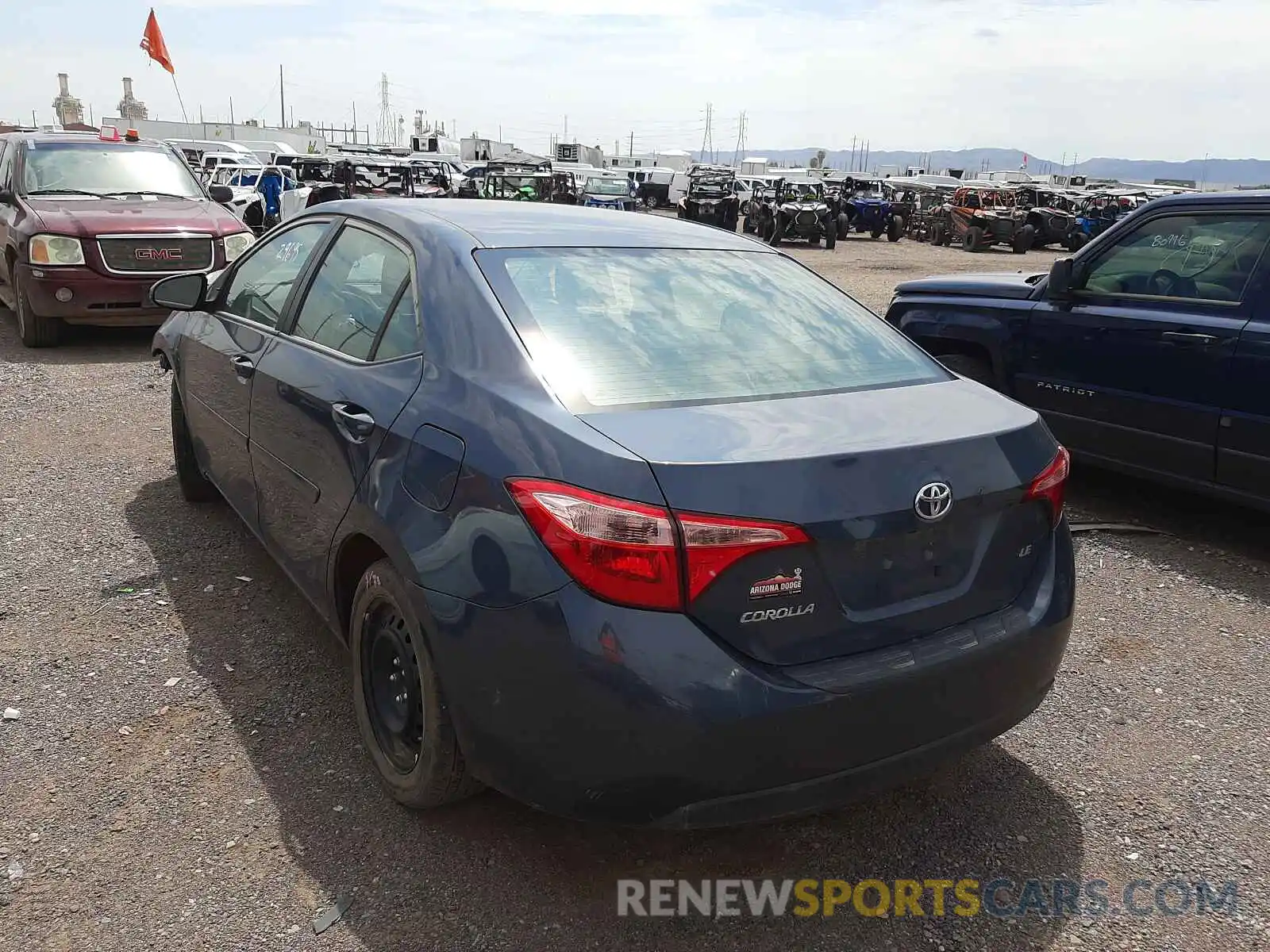 3 Photograph of a damaged car 2T1BURHE9KC219503 TOYOTA COROLLA 2019