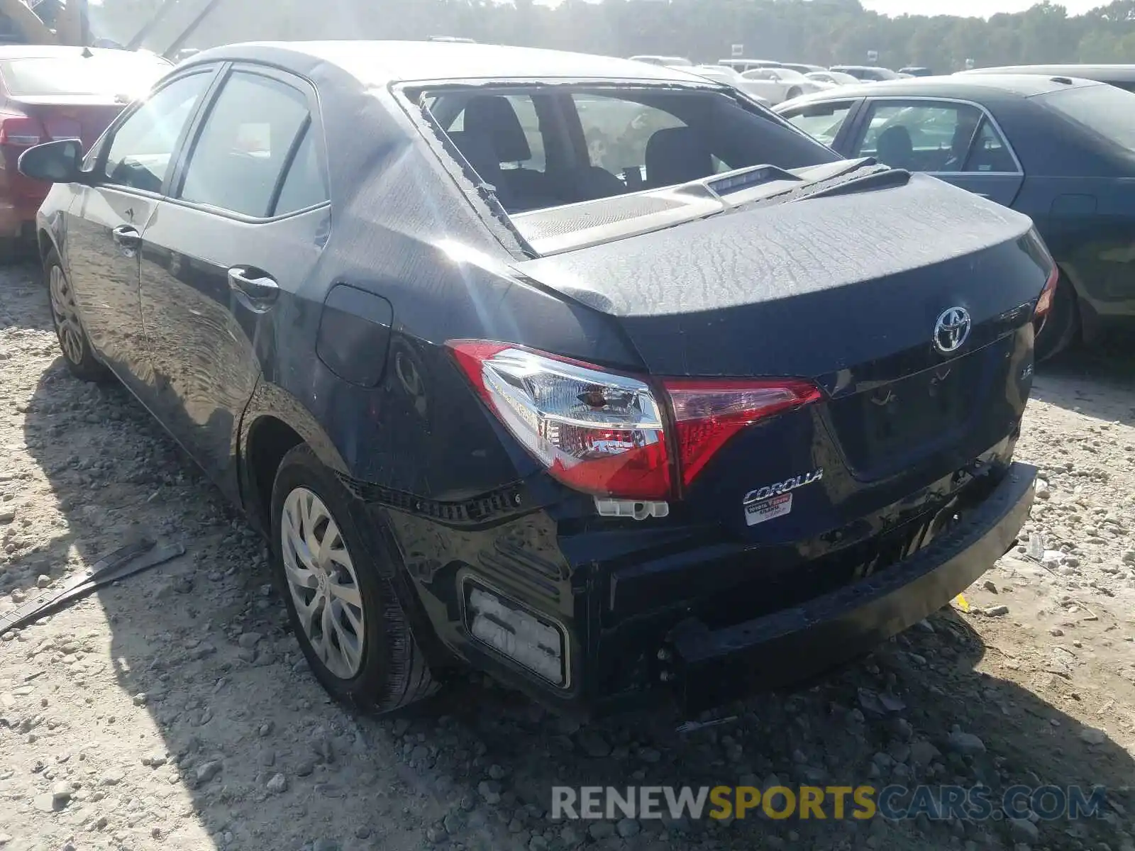 3 Photograph of a damaged car 2T1BURHE9KC220554 TOYOTA COROLLA 2019