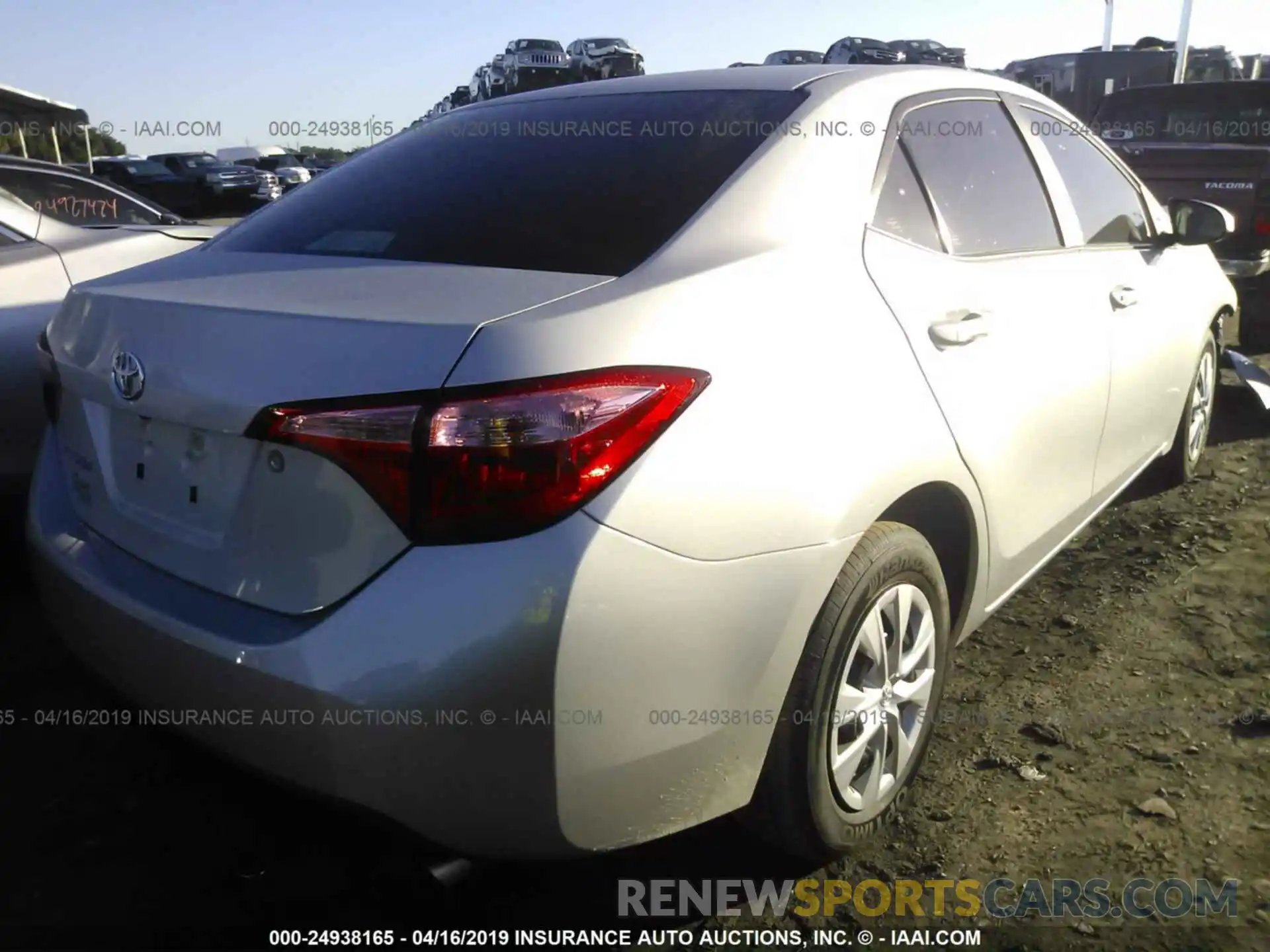 4 Photograph of a damaged car 2T1BURHE9KC222322 TOYOTA COROLLA 2019