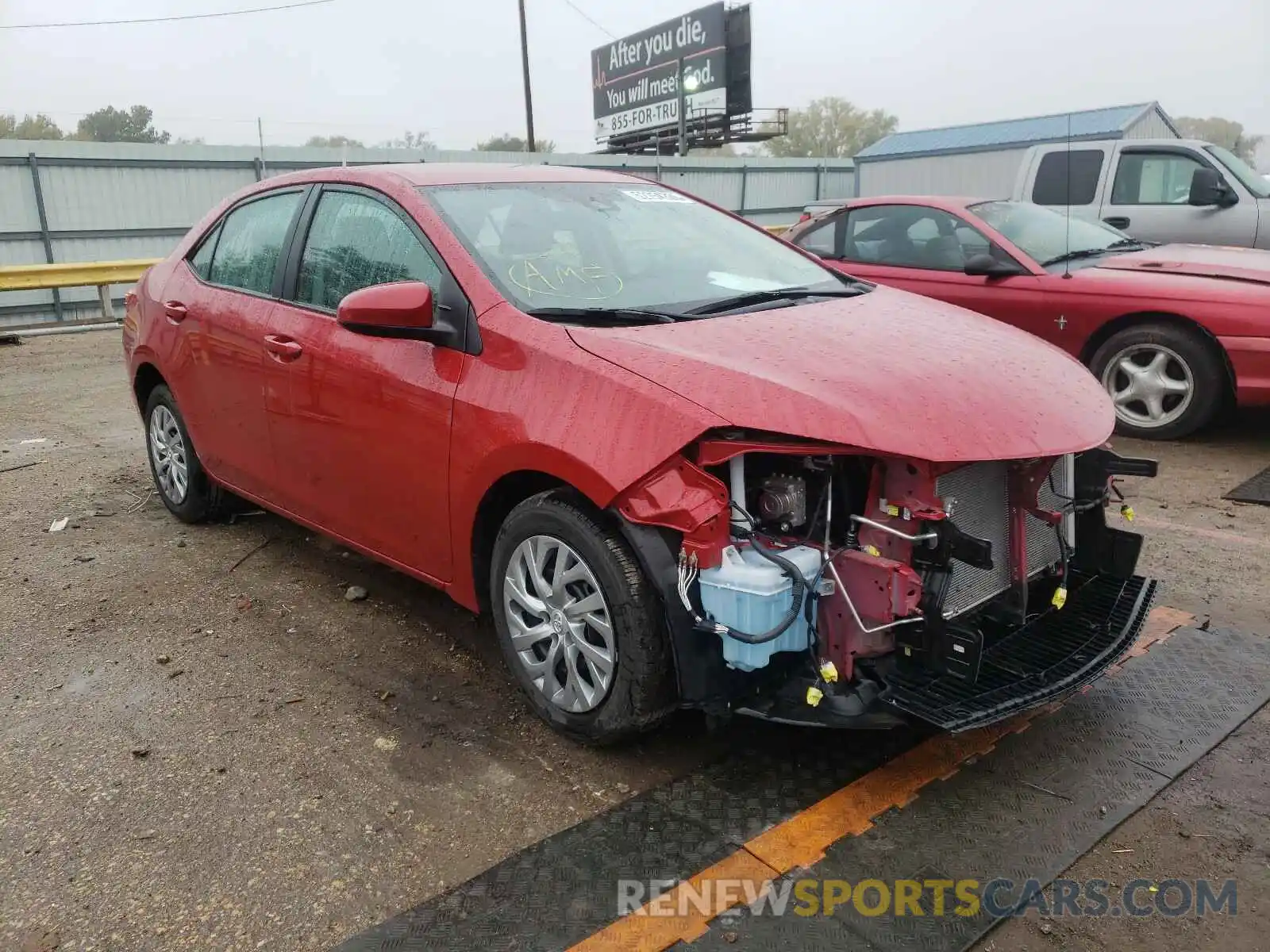 1 Photograph of a damaged car 2T1BURHE9KC223132 TOYOTA COROLLA 2019