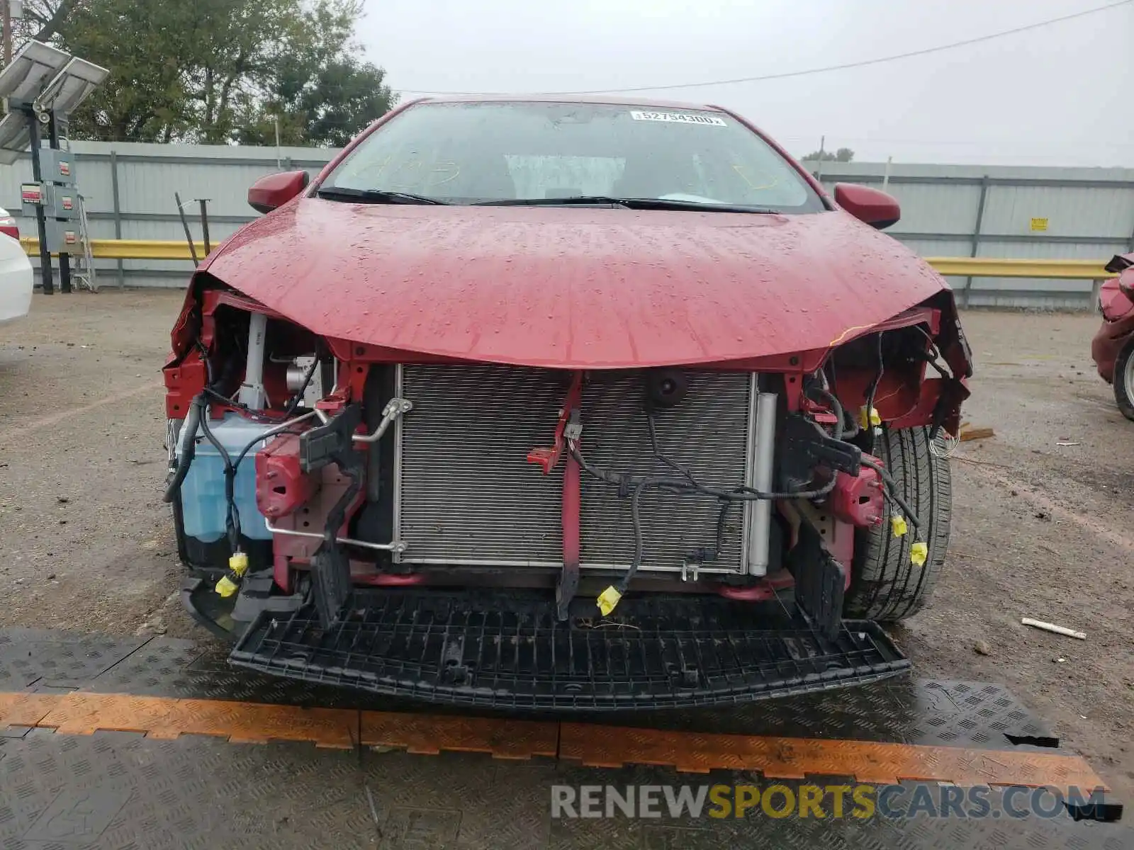 9 Photograph of a damaged car 2T1BURHE9KC223132 TOYOTA COROLLA 2019