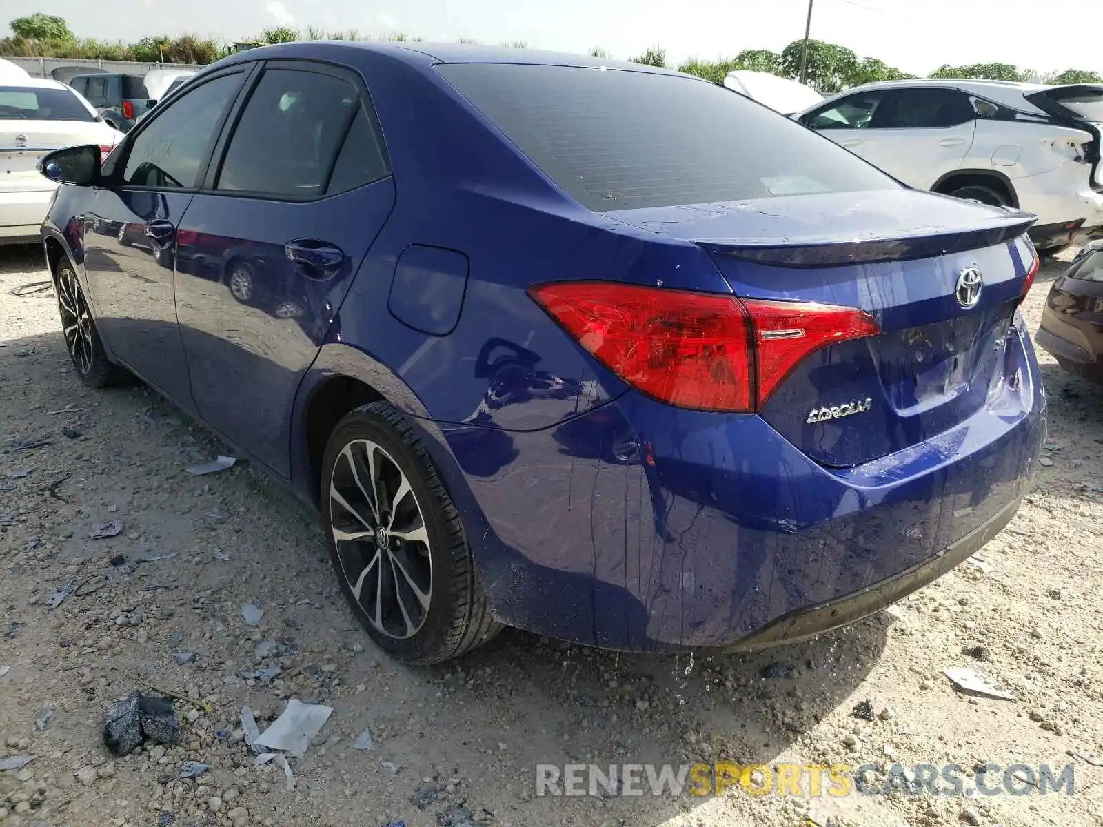 3 Photograph of a damaged car 2T1BURHE9KC223602 TOYOTA COROLLA 2019