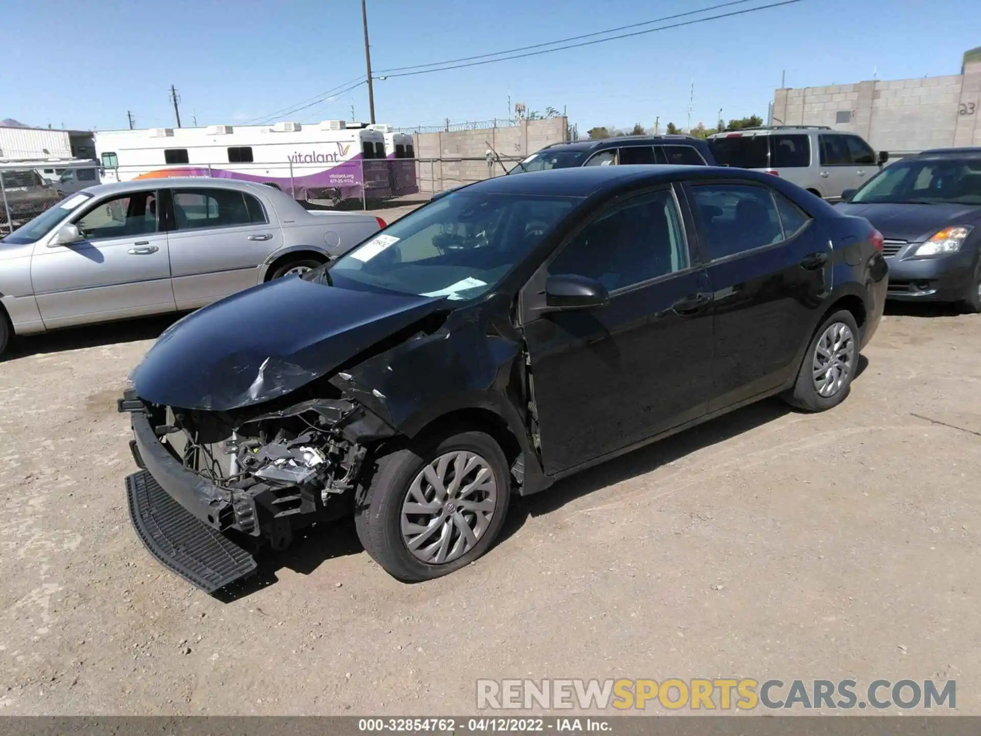 2 Photograph of a damaged car 2T1BURHE9KC223650 TOYOTA COROLLA 2019