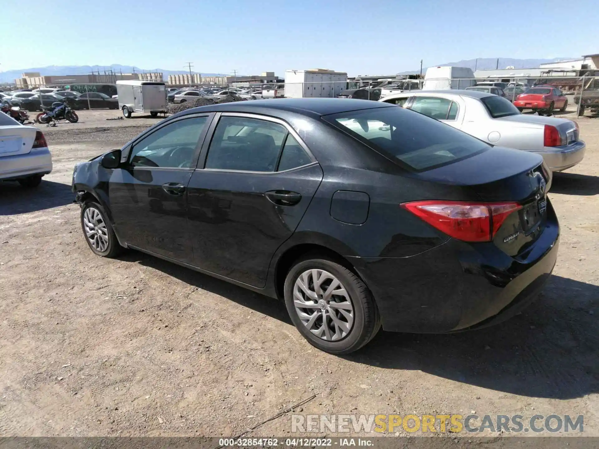 3 Photograph of a damaged car 2T1BURHE9KC223650 TOYOTA COROLLA 2019