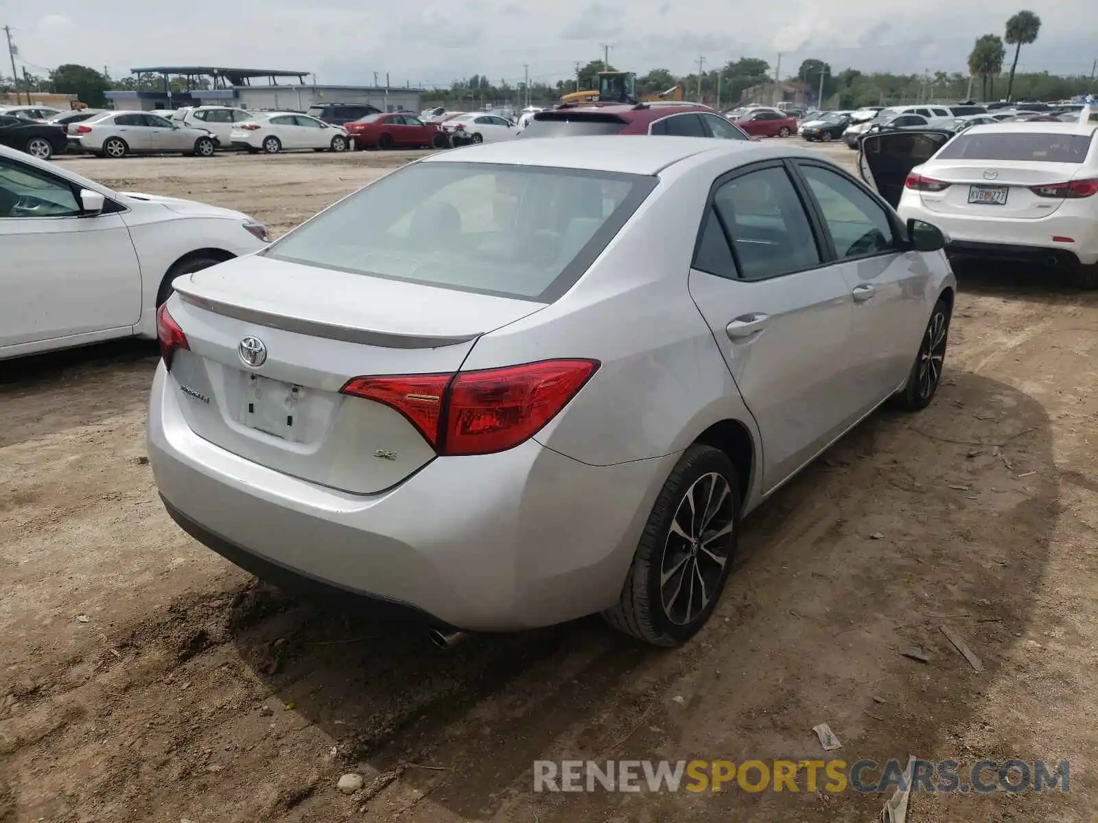 4 Photograph of a damaged car 2T1BURHE9KC223969 TOYOTA COROLLA 2019