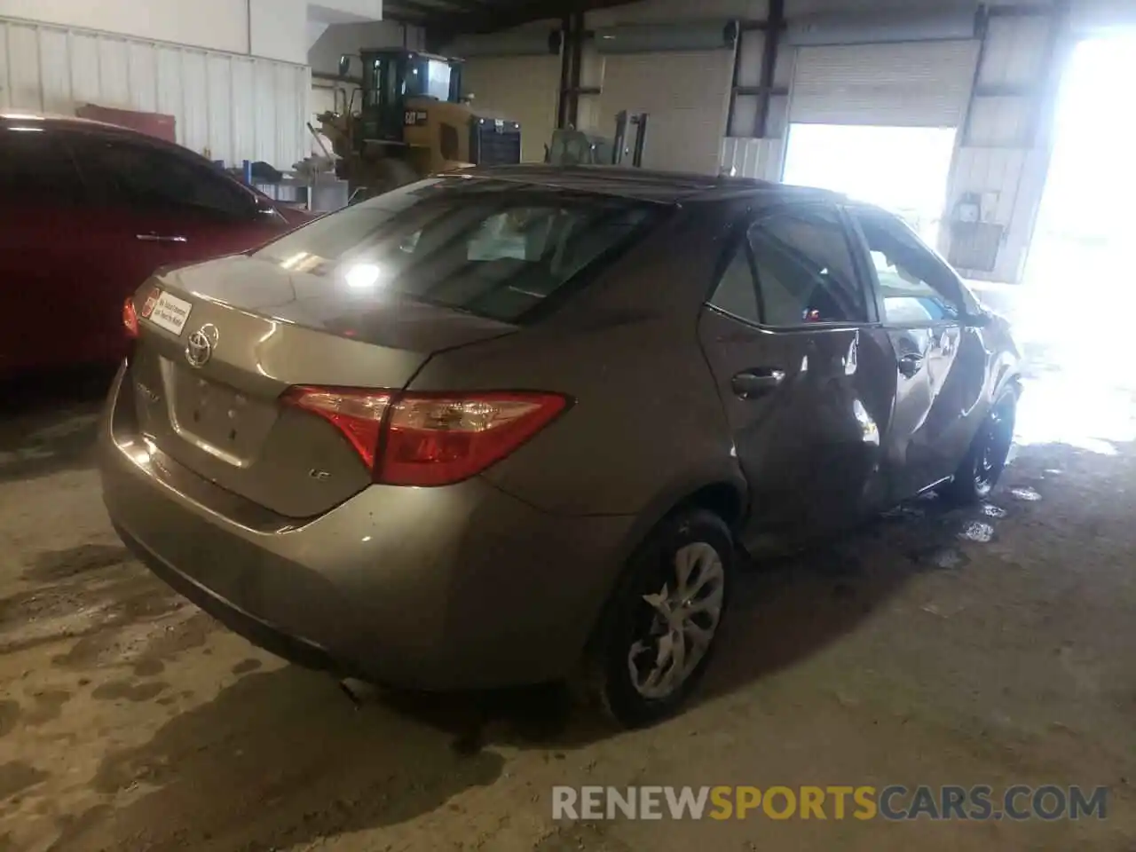 4 Photograph of a damaged car 2T1BURHE9KC224619 TOYOTA COROLLA 2019