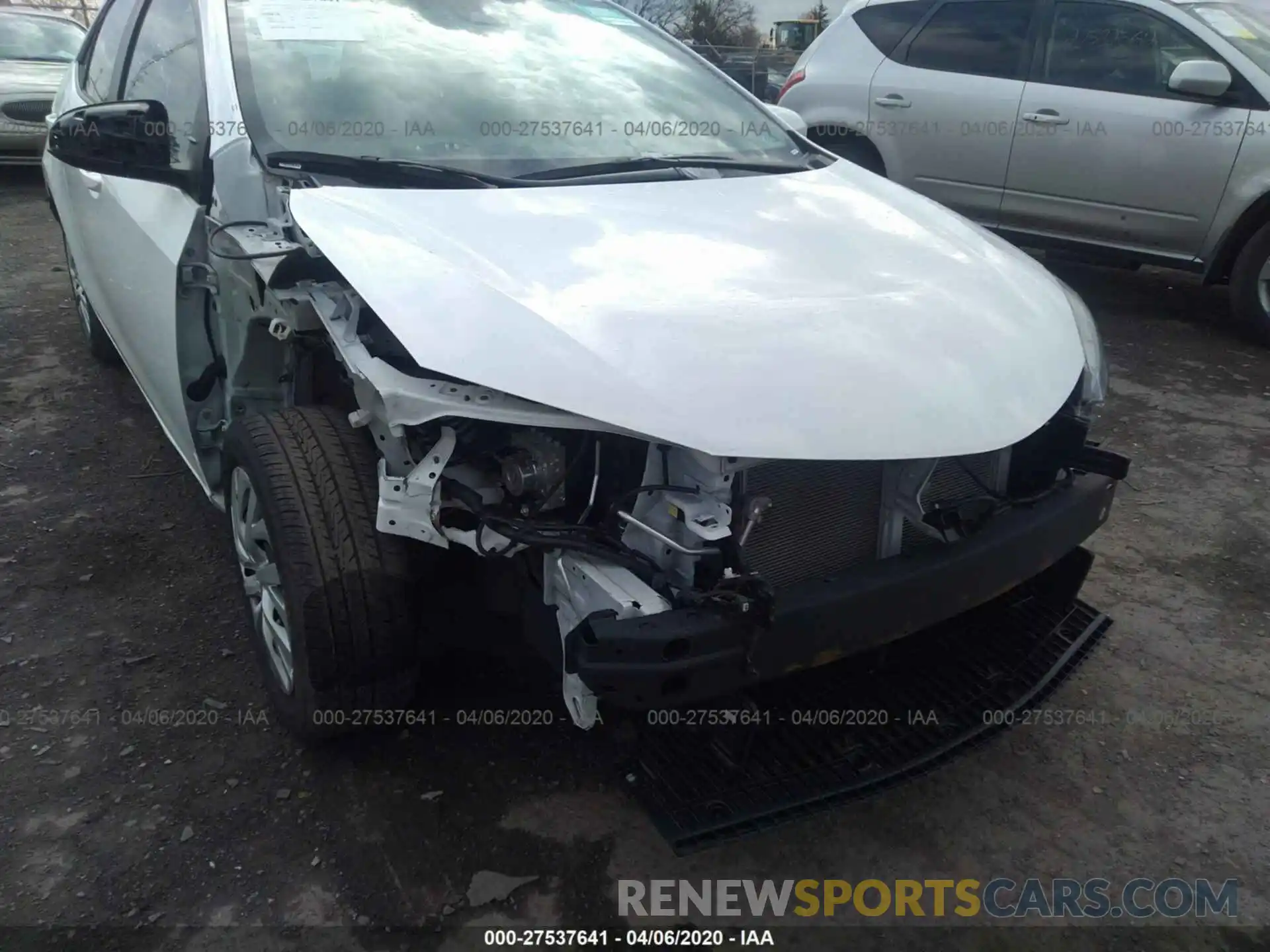 6 Photograph of a damaged car 2T1BURHE9KC224703 TOYOTA COROLLA 2019