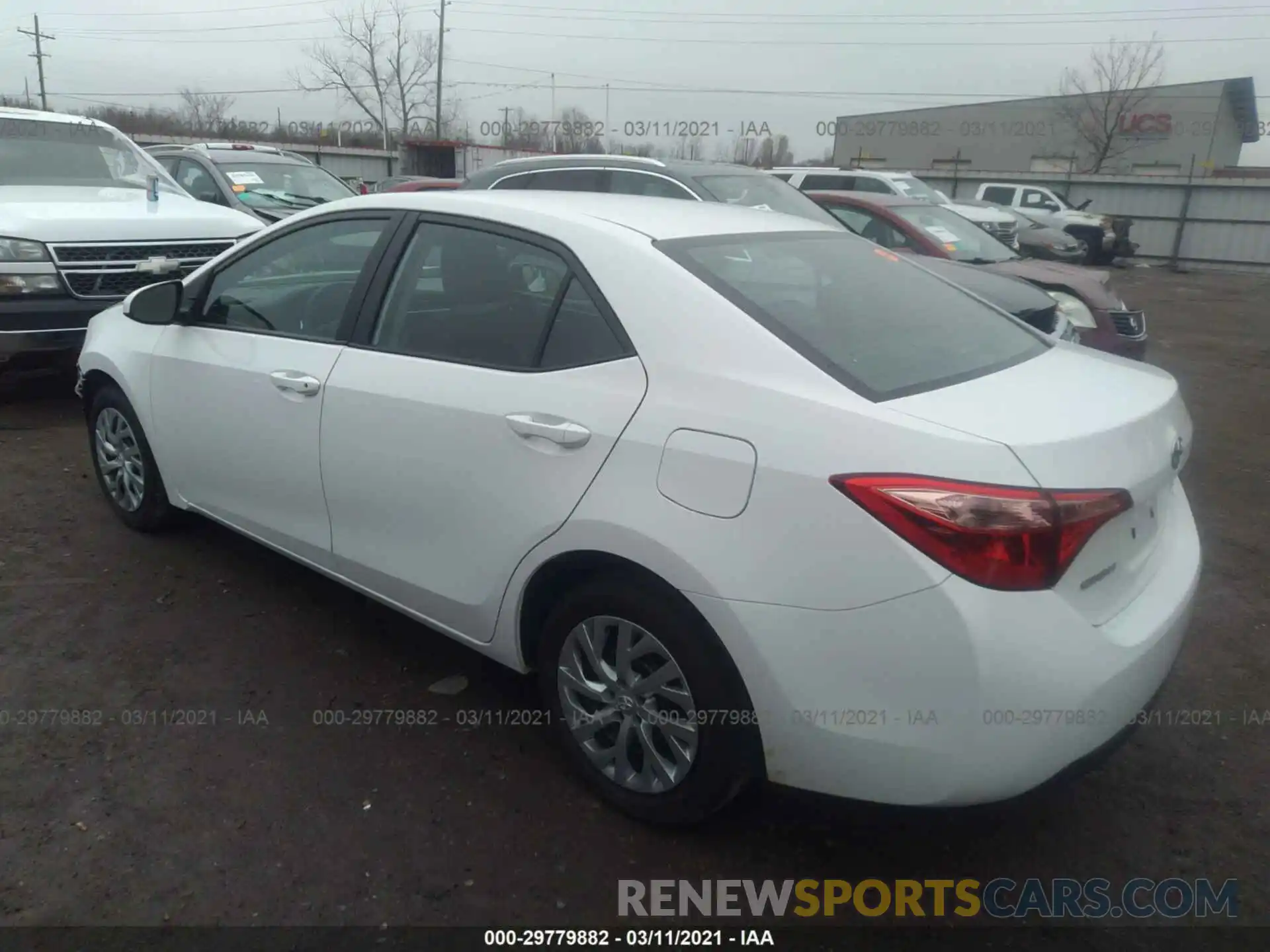 3 Photograph of a damaged car 2T1BURHE9KC225446 TOYOTA COROLLA 2019