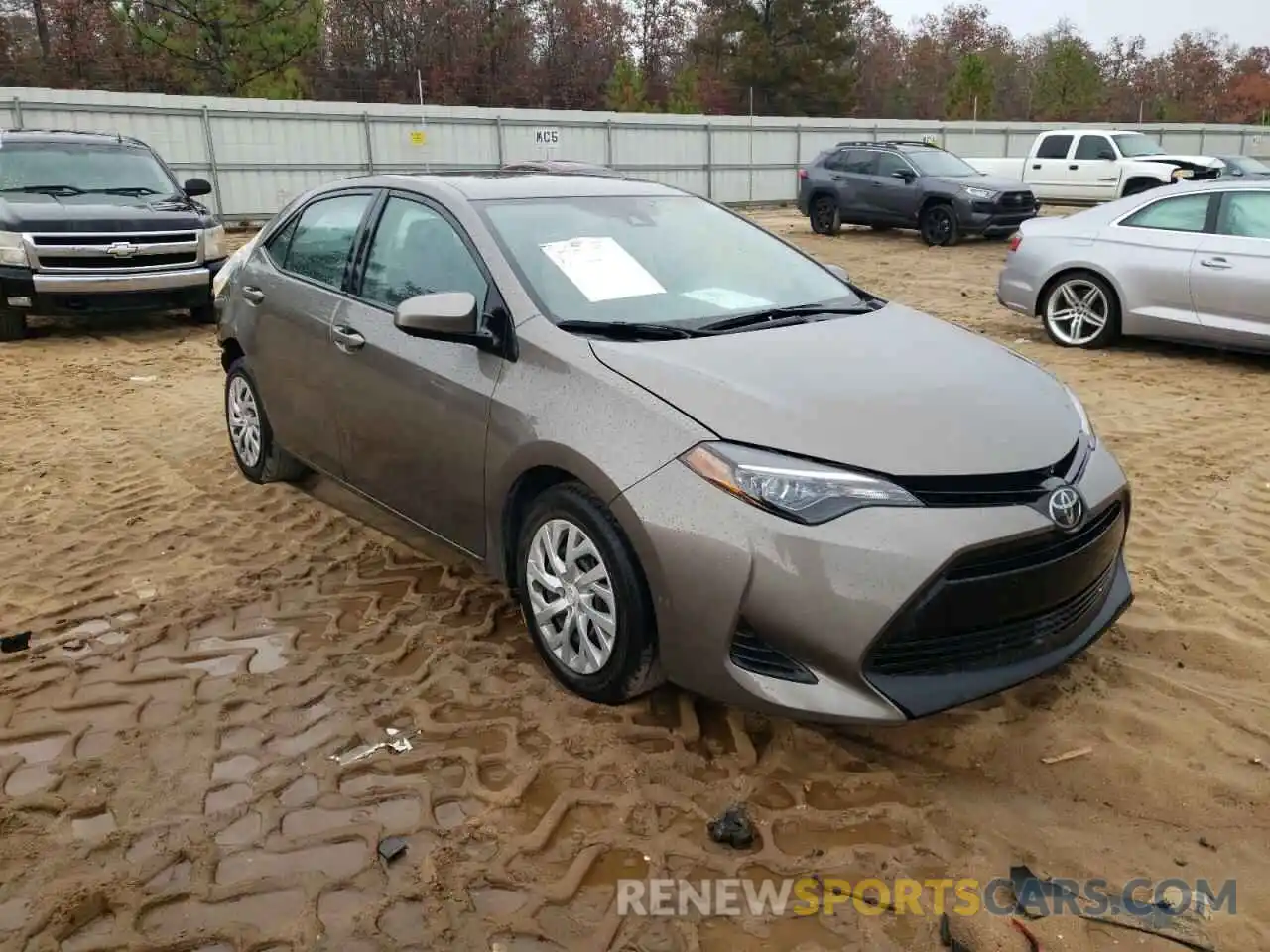 1 Photograph of a damaged car 2T1BURHE9KC225673 TOYOTA COROLLA 2019