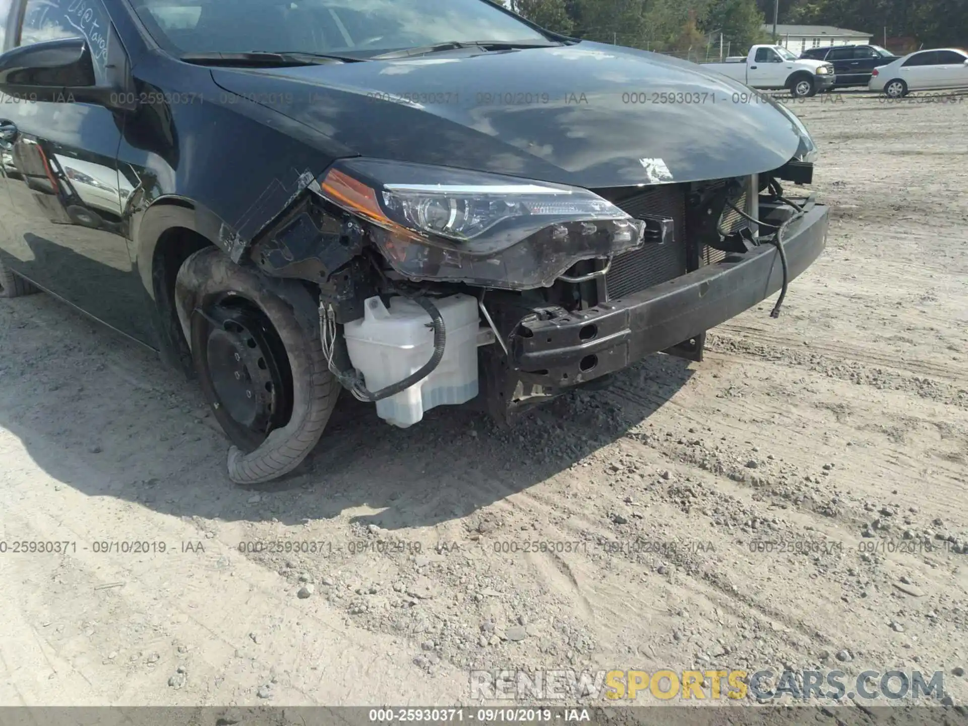 5 Photograph of a damaged car 2T1BURHE9KC225799 TOYOTA COROLLA 2019