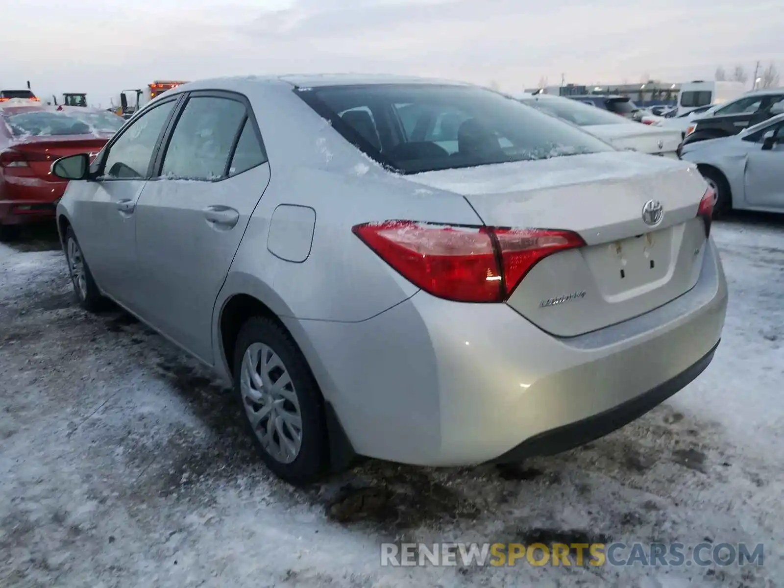 3 Photograph of a damaged car 2T1BURHE9KC225902 TOYOTA COROLLA 2019