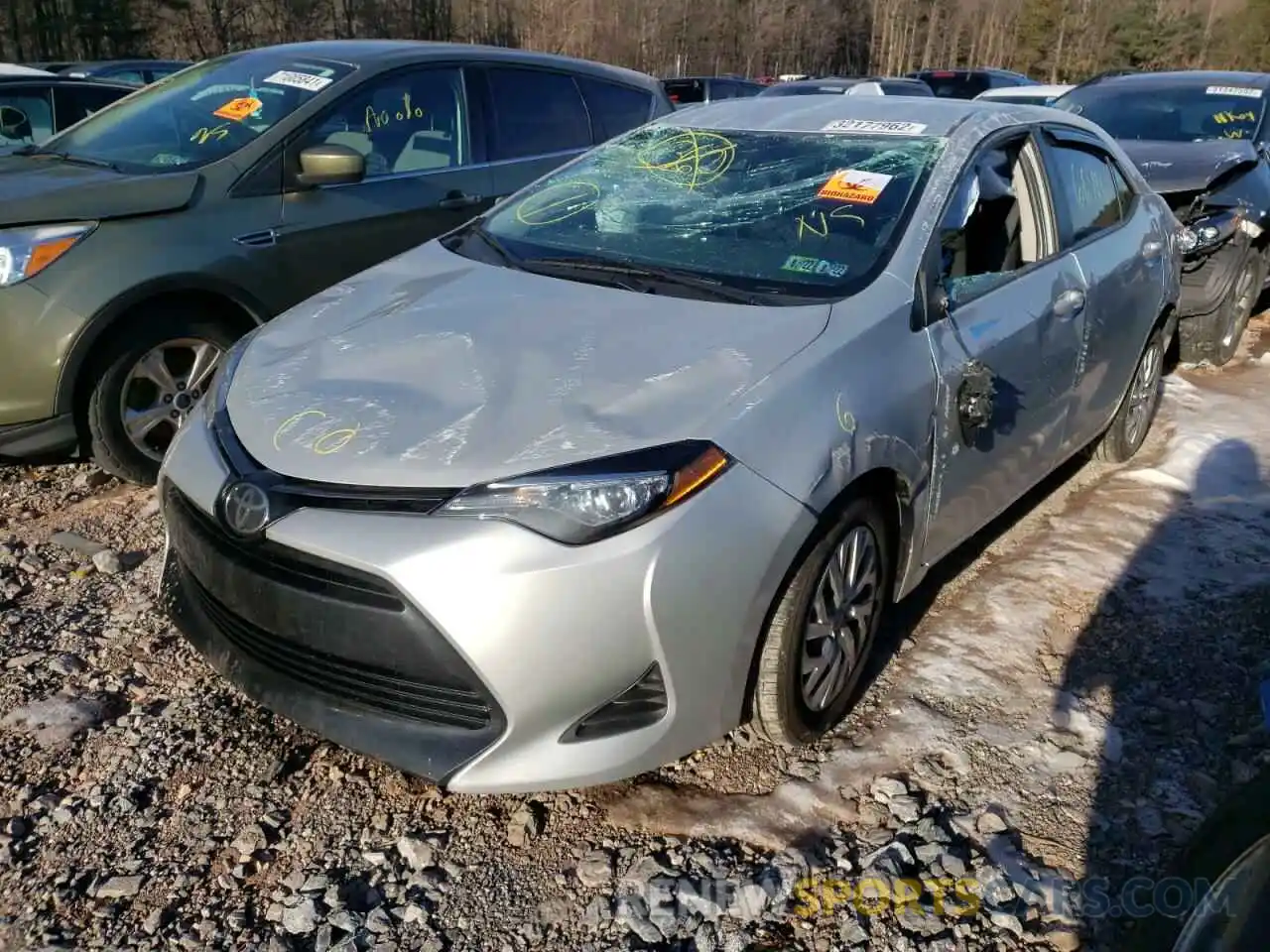 2 Photograph of a damaged car 2T1BURHE9KC225981 TOYOTA COROLLA 2019