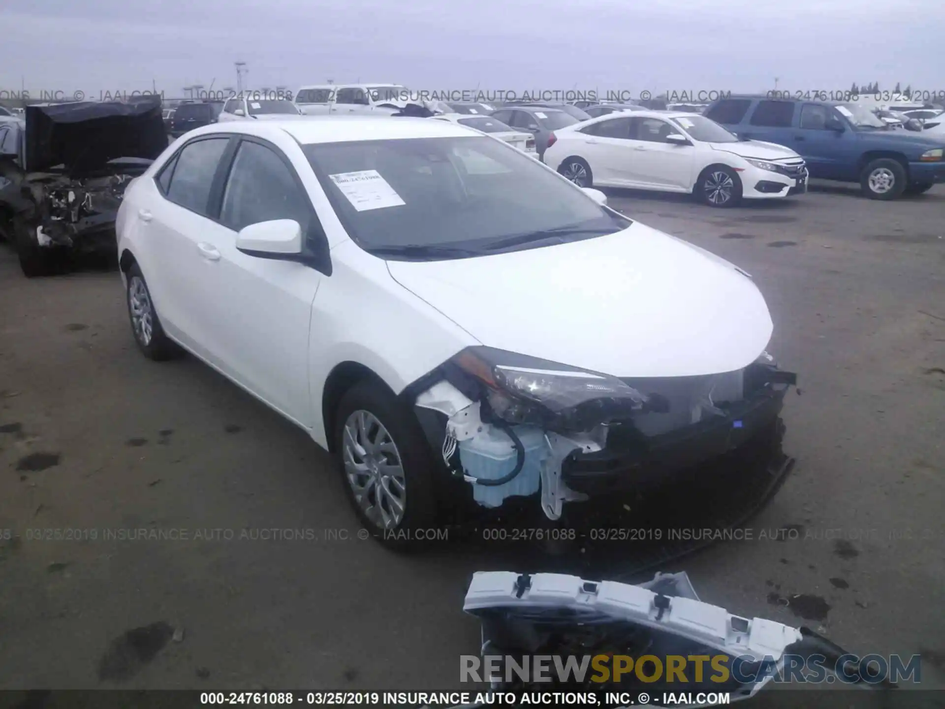 1 Photograph of a damaged car 2T1BURHE9KC226158 TOYOTA COROLLA 2019