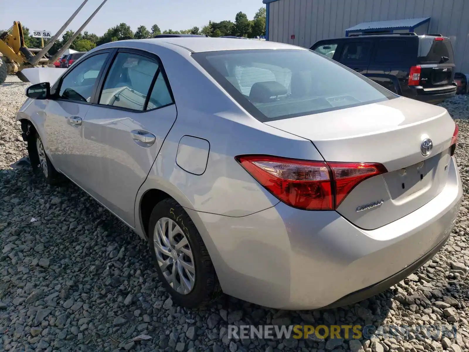 3 Photograph of a damaged car 2T1BURHE9KC226421 TOYOTA COROLLA 2019