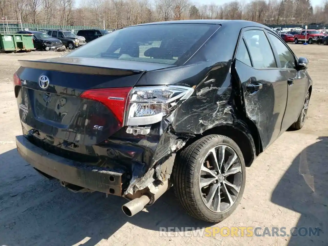 4 Photograph of a damaged car 2T1BURHE9KC227181 TOYOTA COROLLA 2019