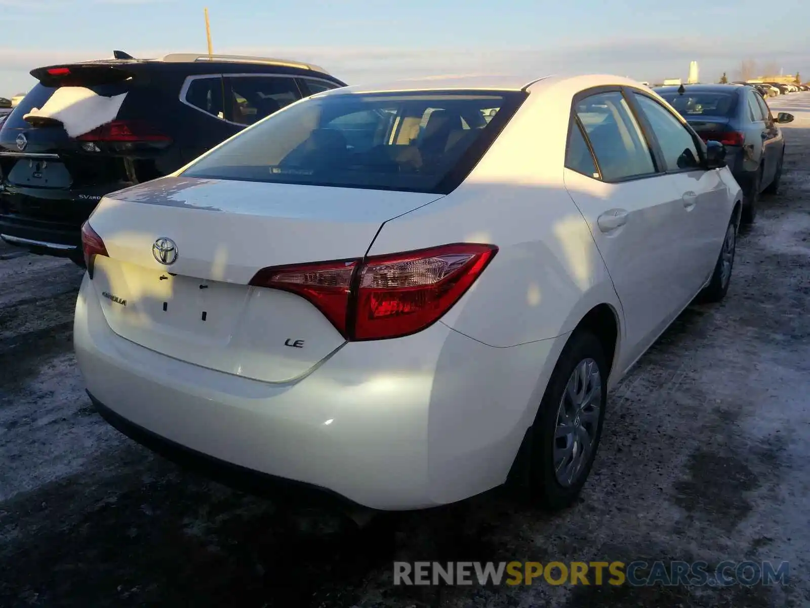 4 Photograph of a damaged car 2T1BURHE9KC227231 TOYOTA COROLLA 2019