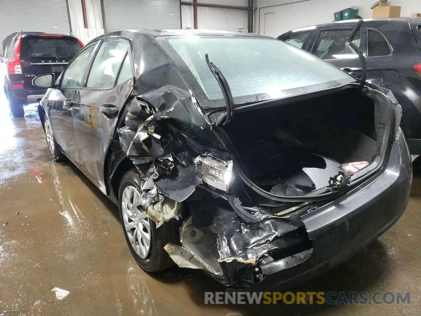 3 Photograph of a damaged car 2T1BURHE9KC227441 TOYOTA COROLLA 2019