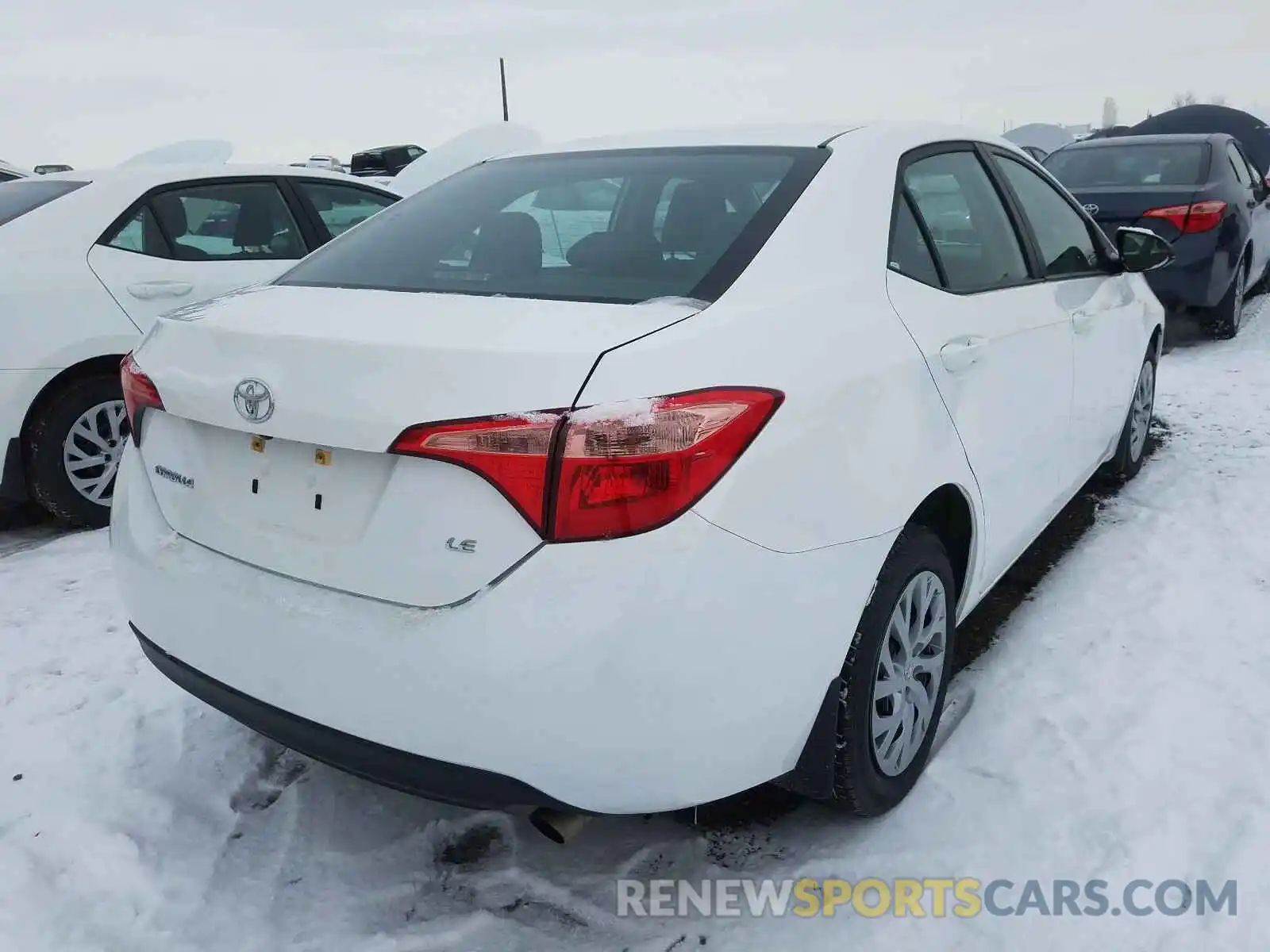 4 Photograph of a damaged car 2T1BURHE9KC228119 TOYOTA COROLLA 2019