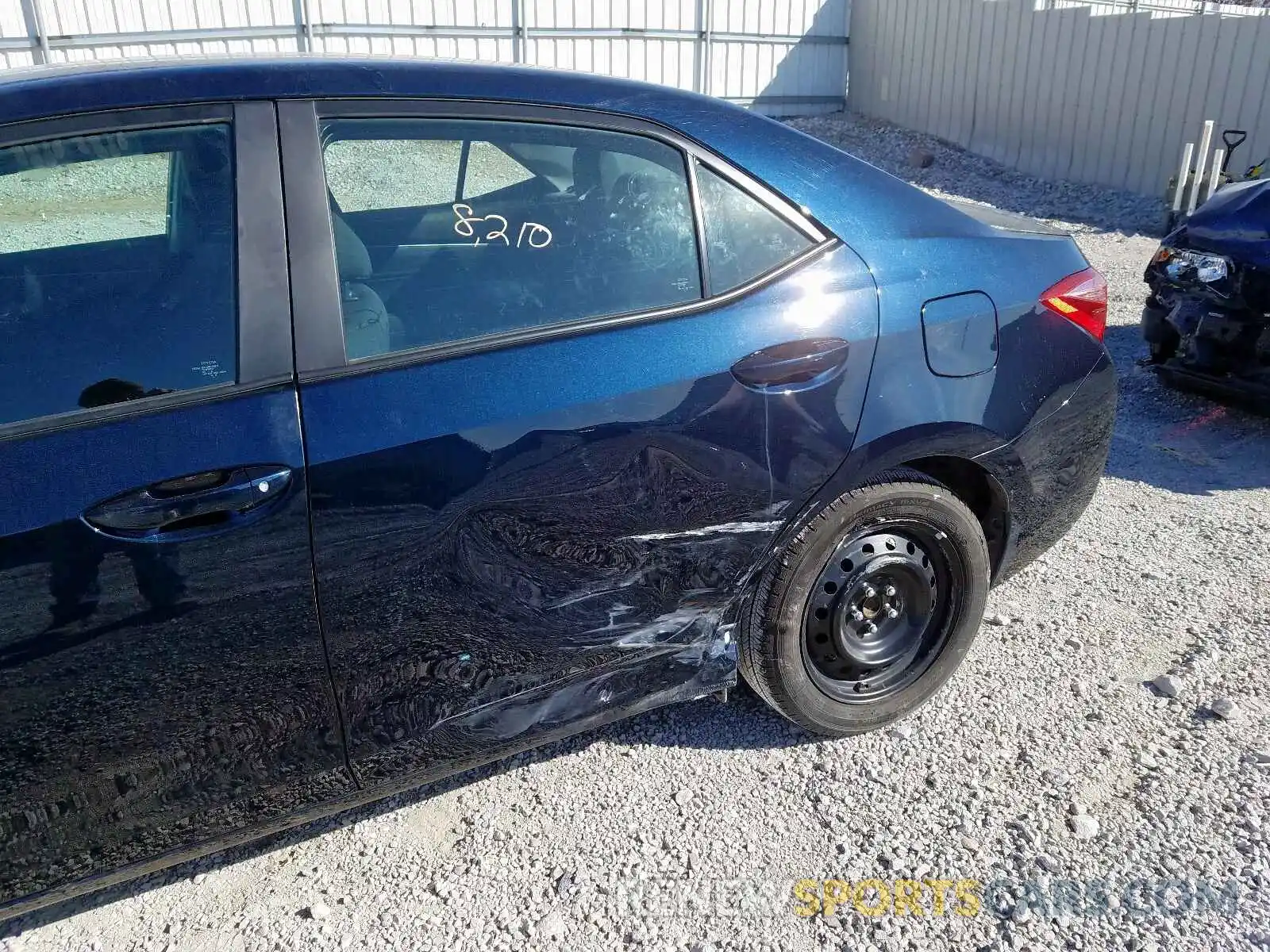 9 Photograph of a damaged car 2T1BURHE9KC228928 TOYOTA COROLLA 2019